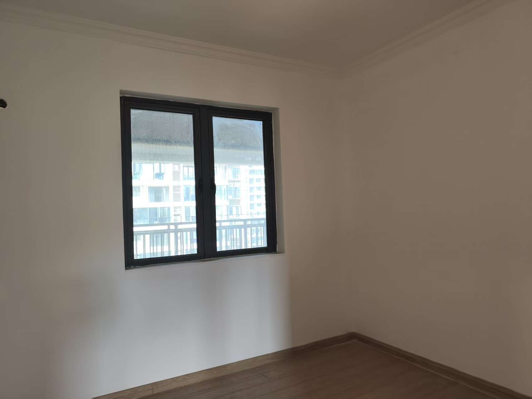 碧桂园梓山府  3室2厅2卫    1600.0元/月室内图