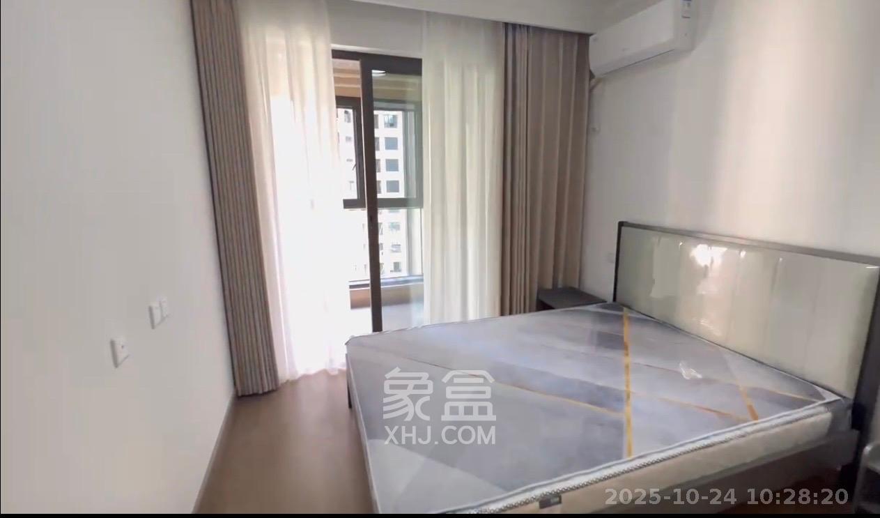 龙湖铂金中心（龙湖春江郦城）  3室2厅2卫    5000.0元/月室内图