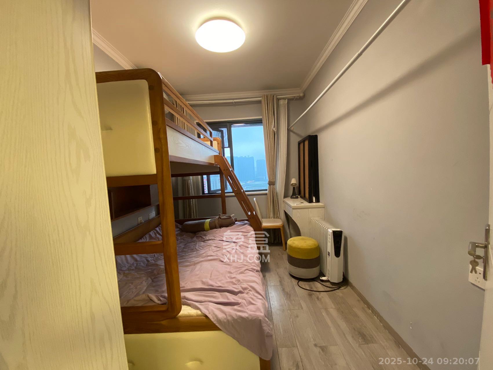 荣盛花语书苑  2室1厅1卫    2550.0元/月室内图