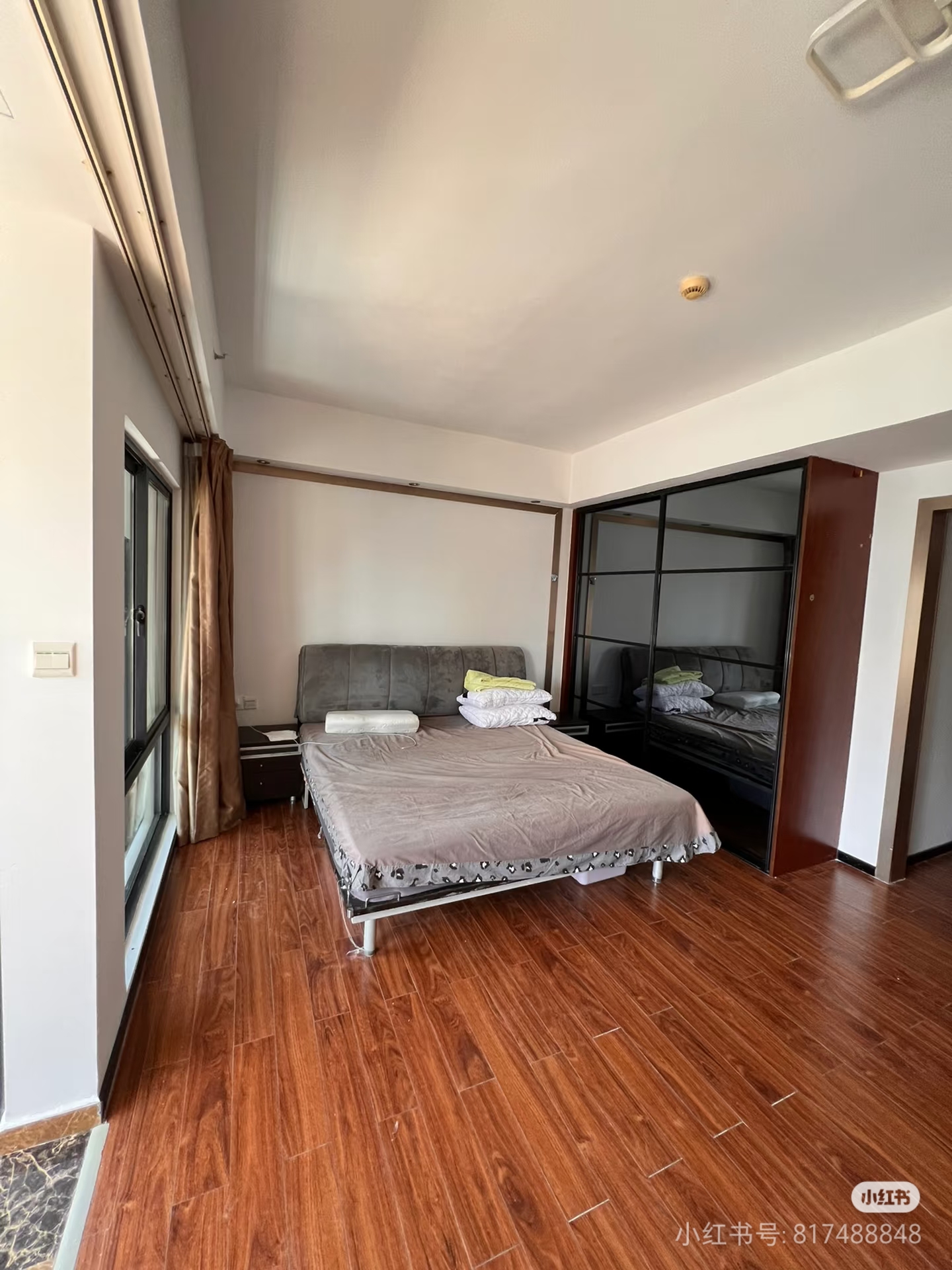 申鑫国际广场  2室2厅1卫    2300.0元/月室内图