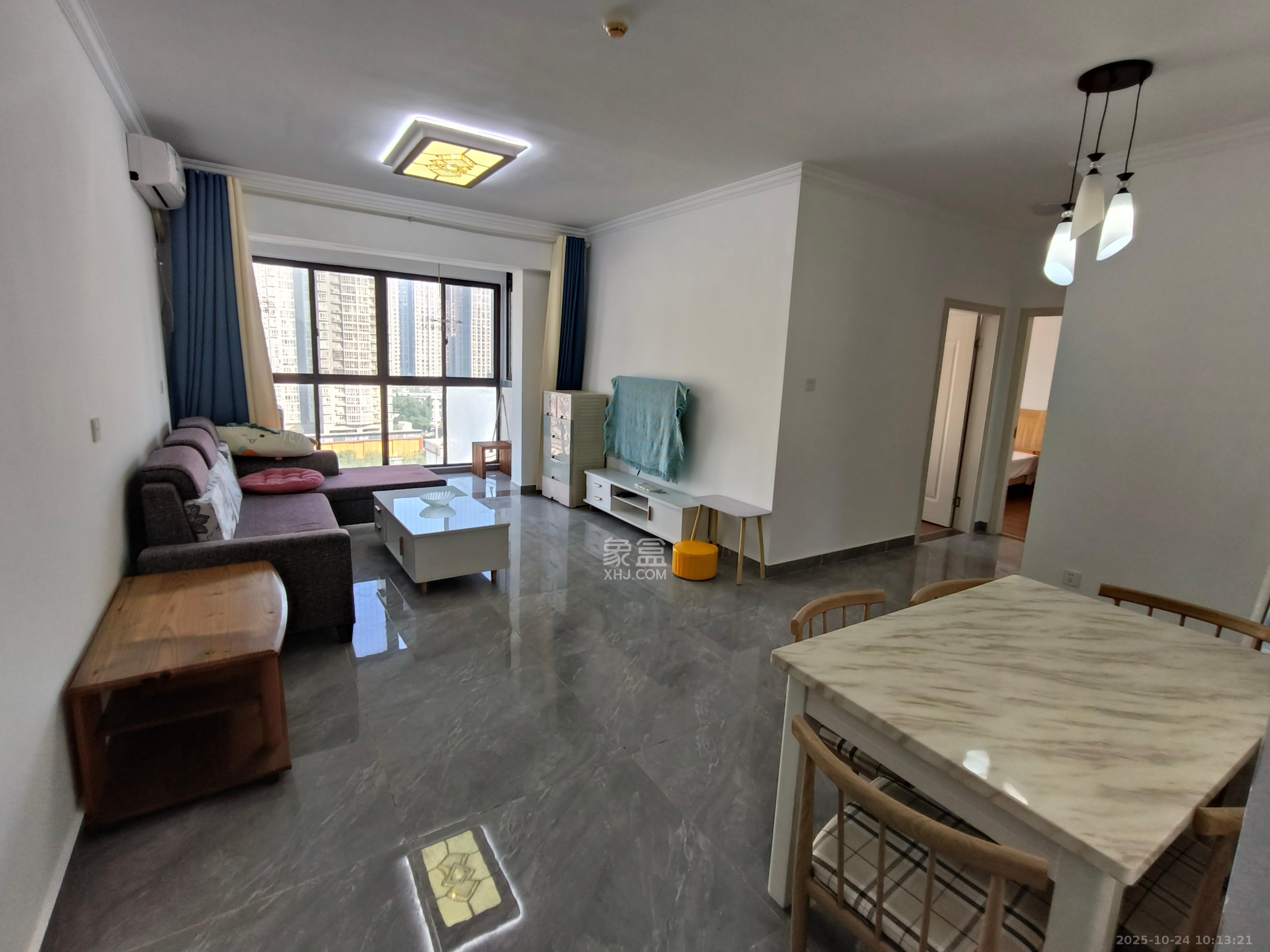 第六都(陆都小区)  3室2厅1卫    3300.0元/月 第六都(陆都小区)  3室2厅1卫    3300.0元/月室内图