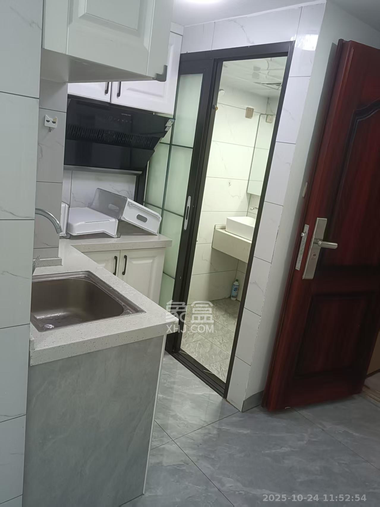 金地中交麓谷香颂(金地中交雅苑)  1室1厅1卫    1400.0元/月 金地中交麓谷香颂(金地中交雅苑)  1室1厅1卫    1400.0元/月室内图