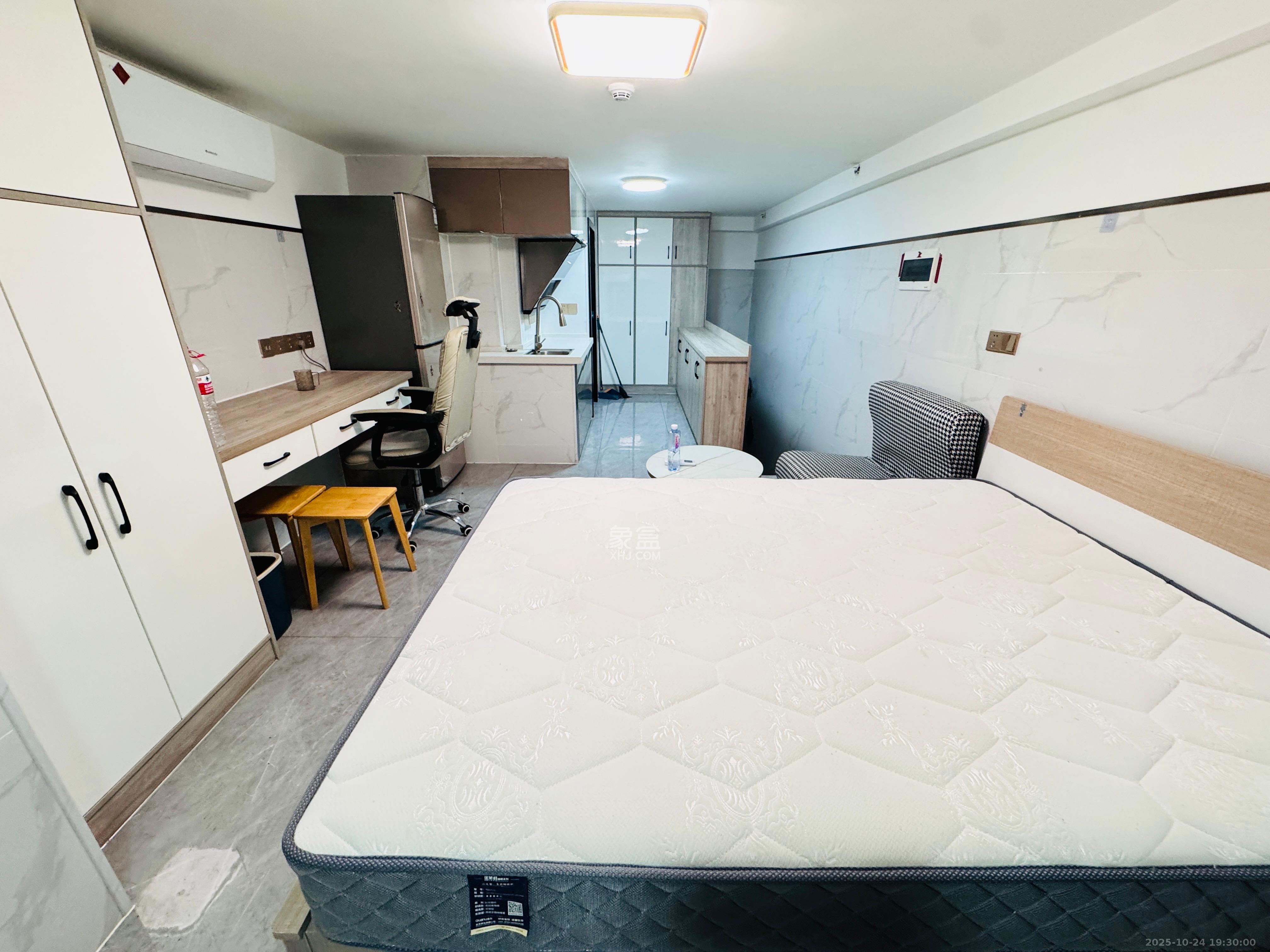 金地中交麓谷香颂(金地中交雅苑)  1室1厅1卫    1300.0元/月室内图