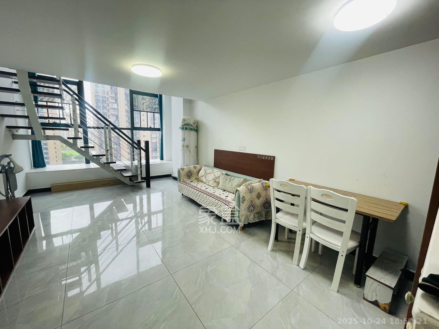 裕天国际商汇中心  1室0厅0卫    1600.0元/月