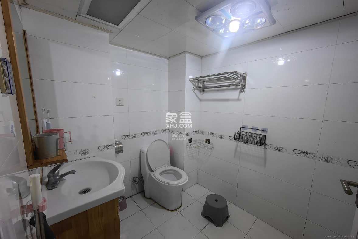 新芙蓉之都 1室1厅1卫 1600.0元/月 新芙蓉之都 1室1厅1卫 1600.0元/月室内图