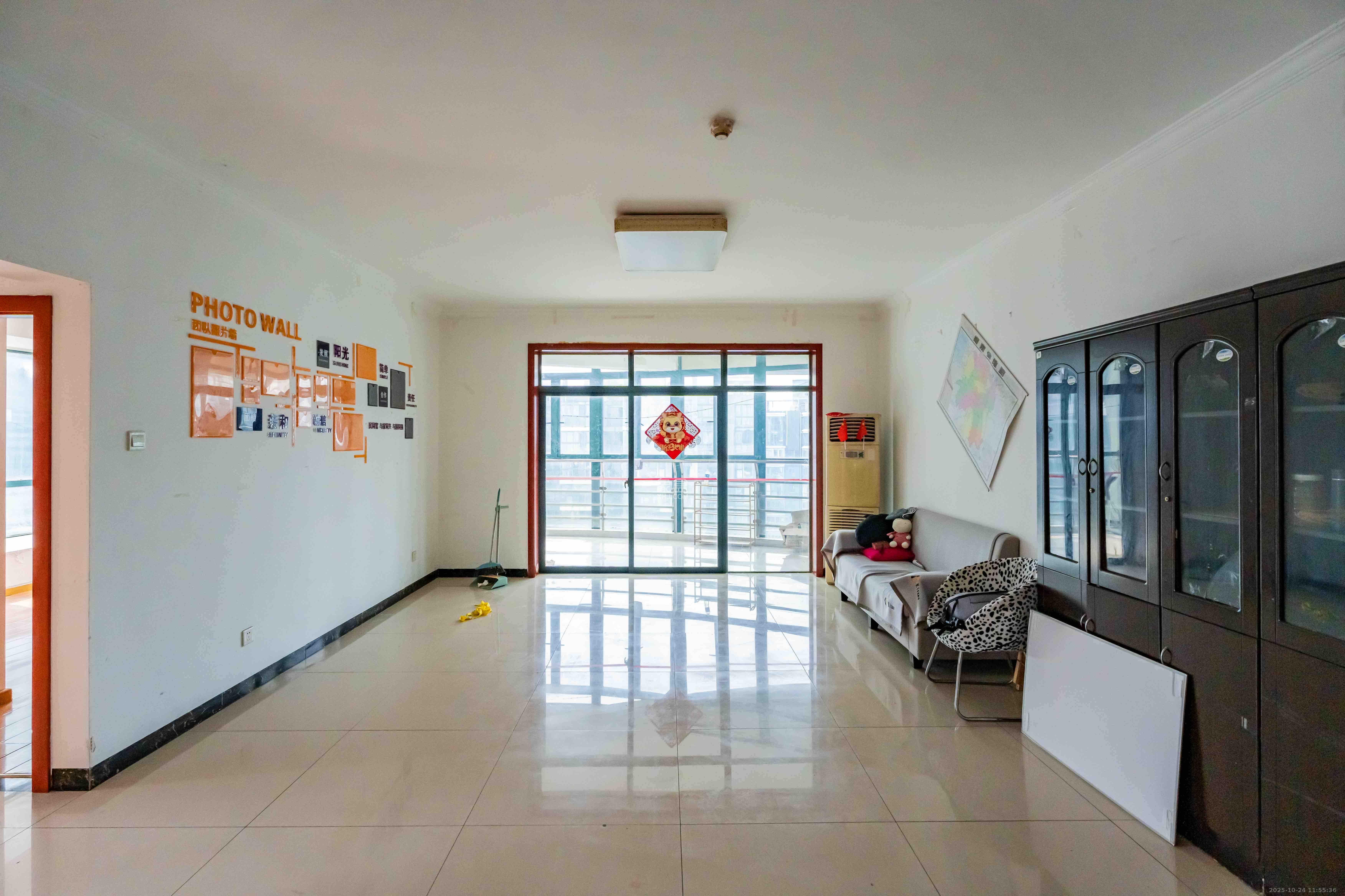 华盛新外滩  4室2厅1卫    4000.0元/月 华盛新外滩  4室2厅1卫    4000.0元/月