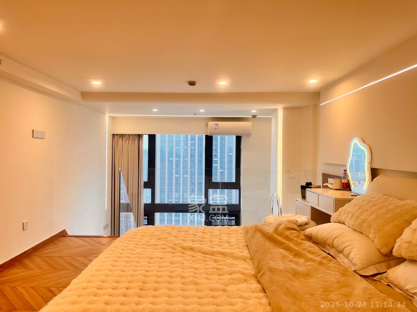 卓越中寰  1室1厅1卫    4000.0元/月 卓越中寰  1室1厅1卫    4000.0元/月室内图