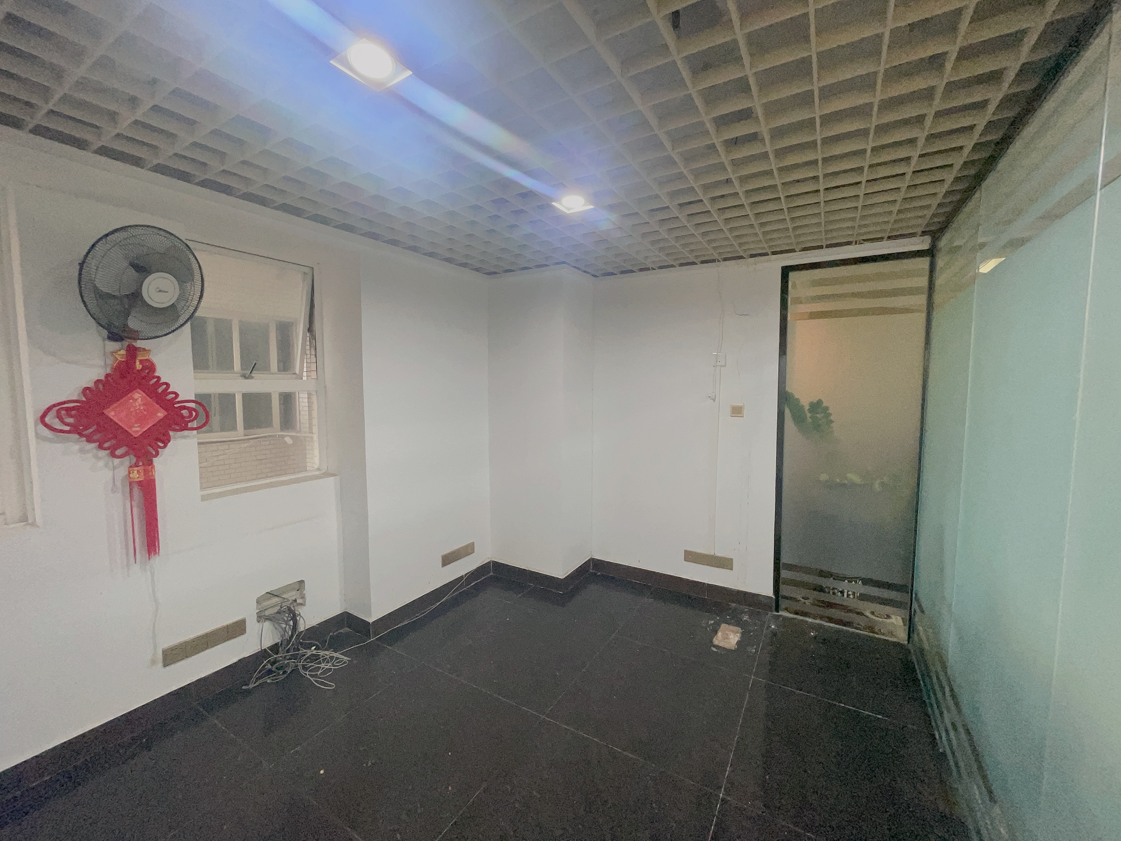 半山花园  3室2厅2卫    6000.0元/月室内图