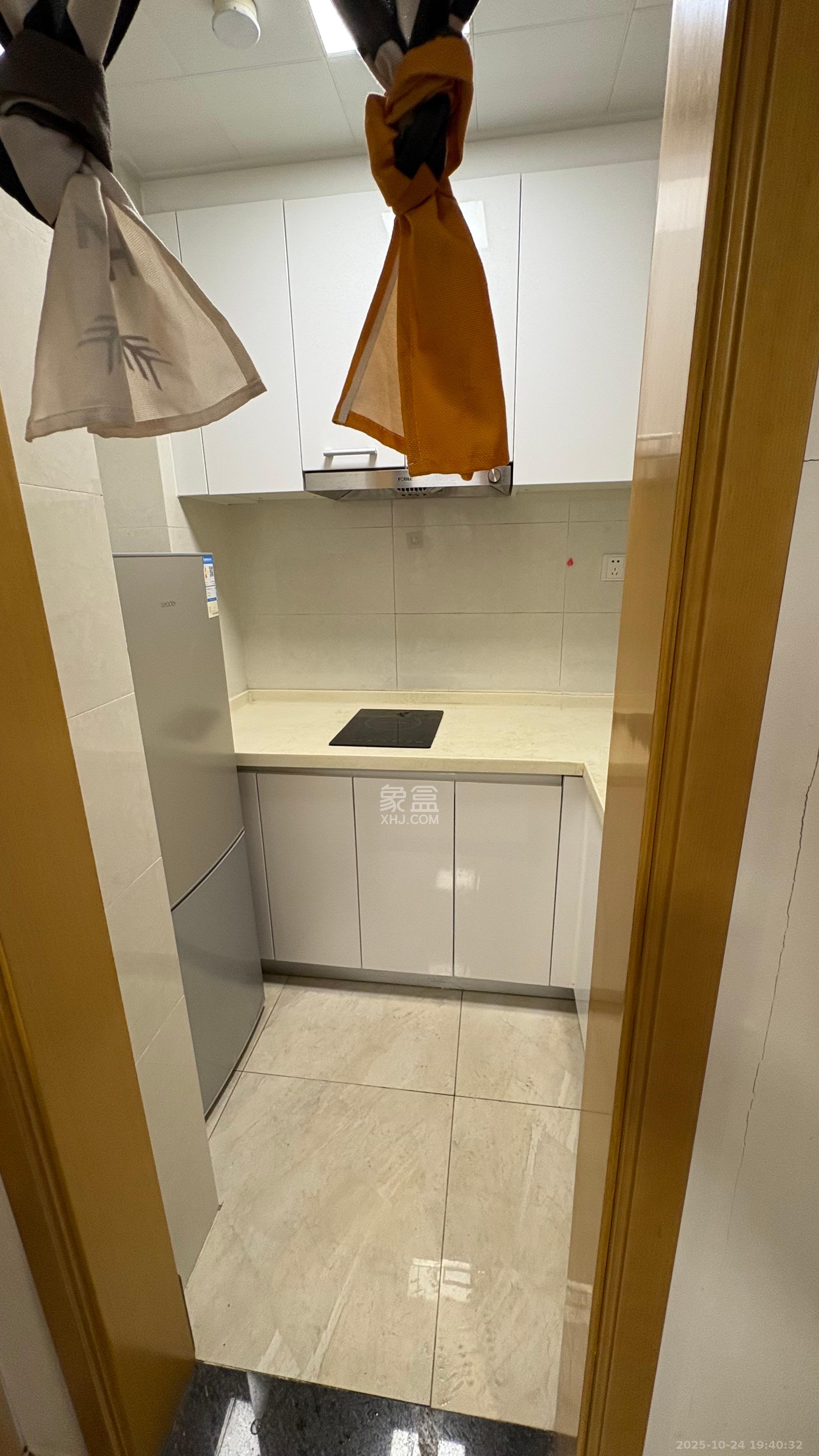 中海新城熙岸(中信新城五期)  1室1厅1卫    1300.0元/月 中海新城熙岸(中信新城五期)  1室1厅1卫    1300.0元/月室内图