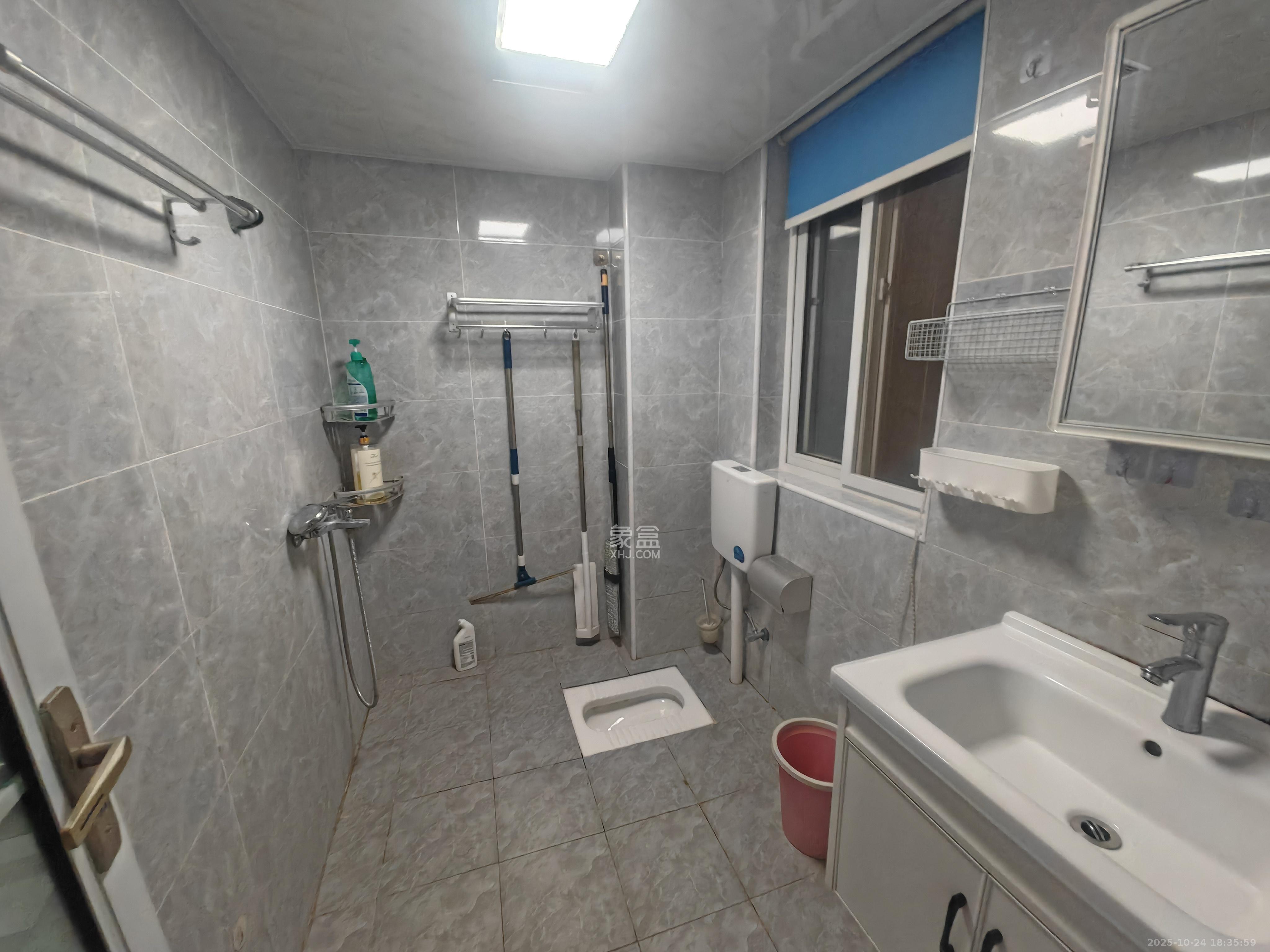 联盟佳苑  3室2厅1卫    1800.0元/月 联盟佳苑  3室2厅1卫    1800.0元/月室内图