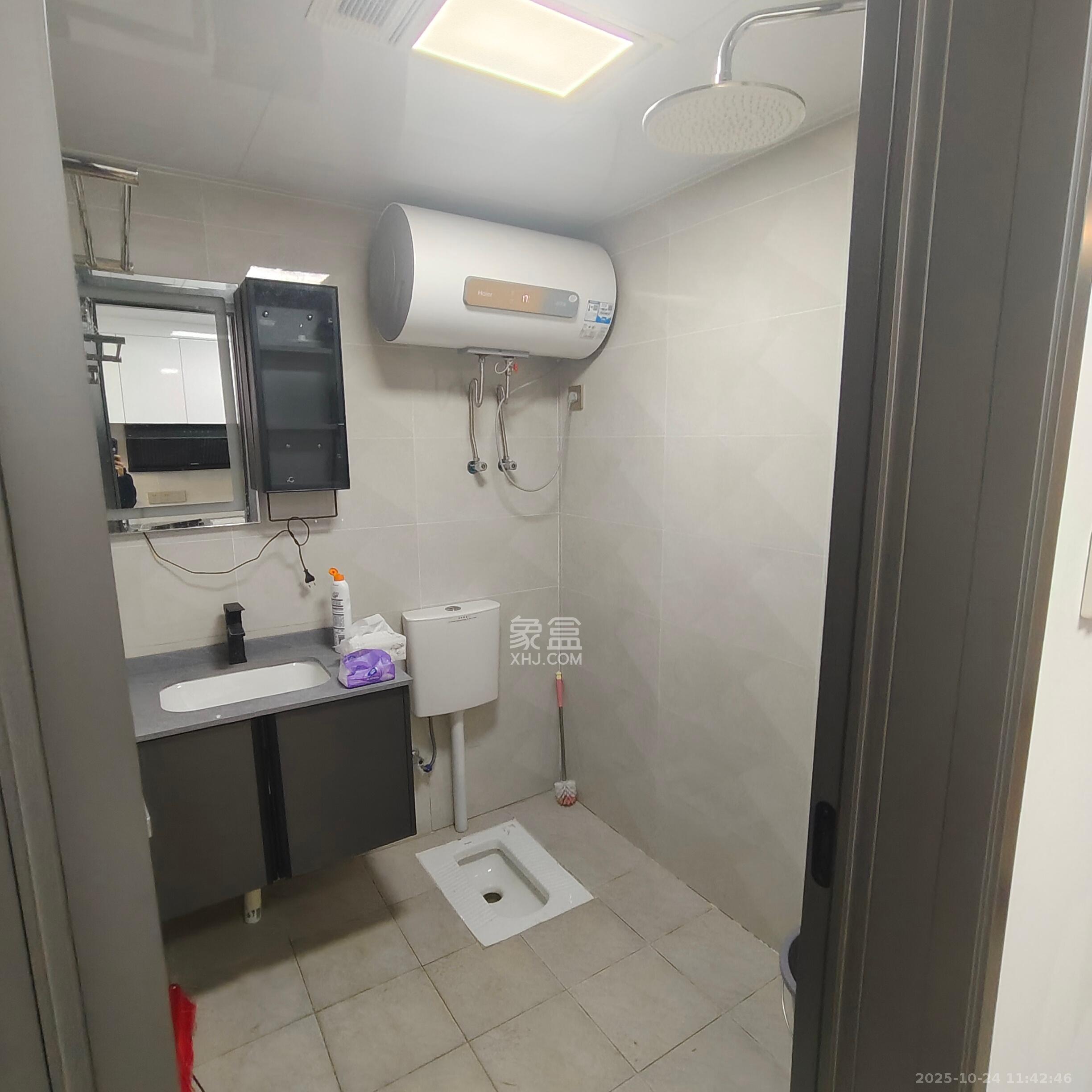 新长海漓湘悦  1室1厅1卫    1500.0元/月室内图