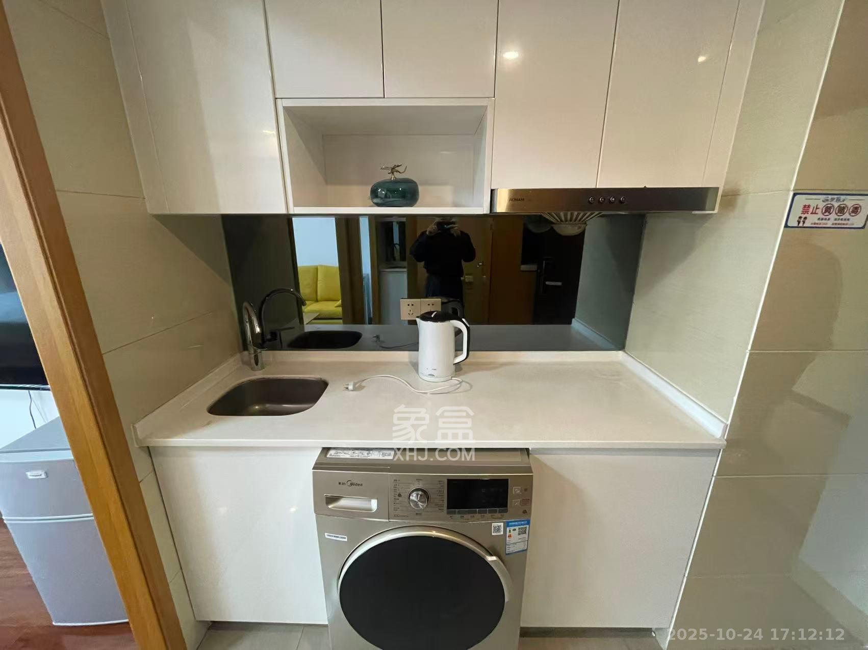 五一钻界  1室1厅1卫    1900.0元/月 五一钻界  1室1厅1卫    1900.0元/月室内图