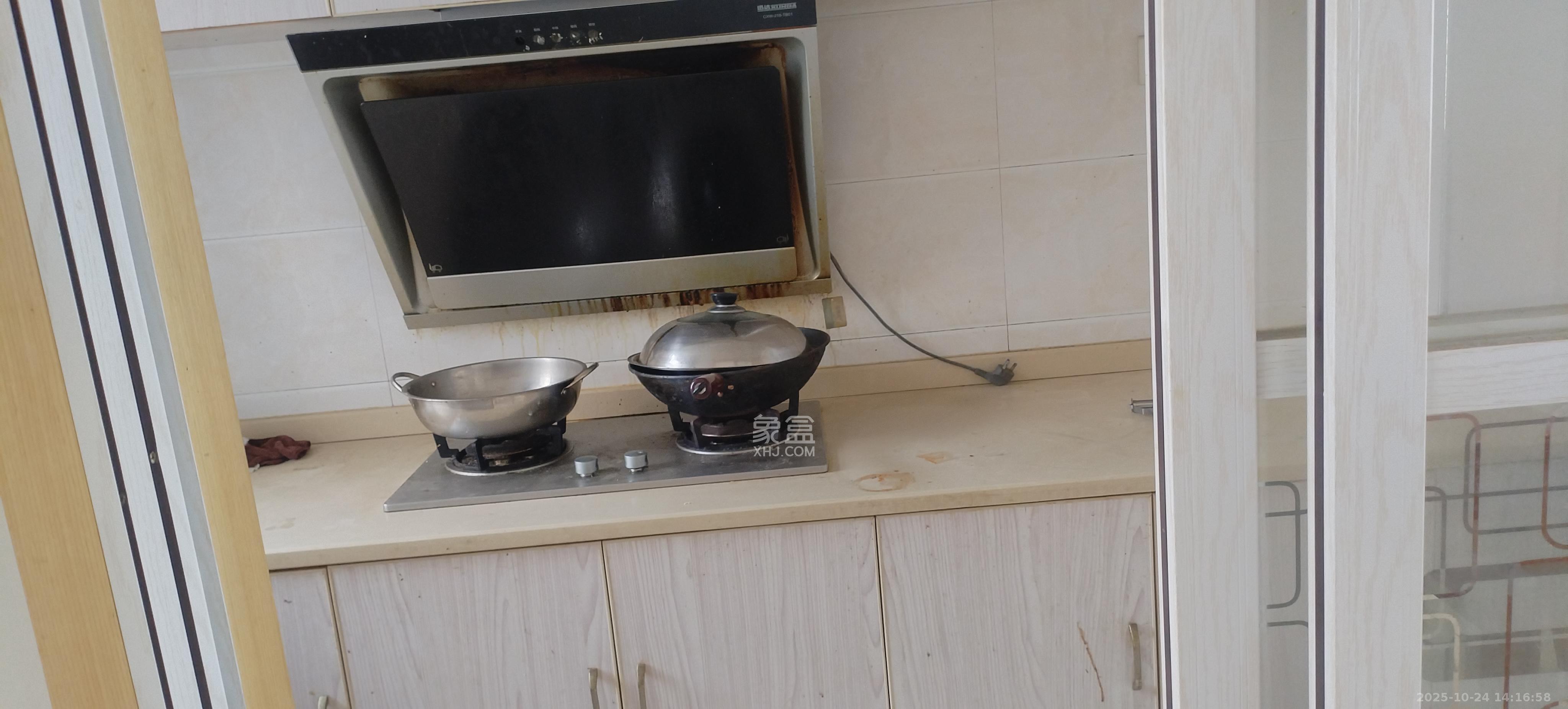 北辰三角洲D3区  3室2厅1卫    3000.0元/月 北辰三角洲D3区  3室2厅1卫    3000.0元/月室内图