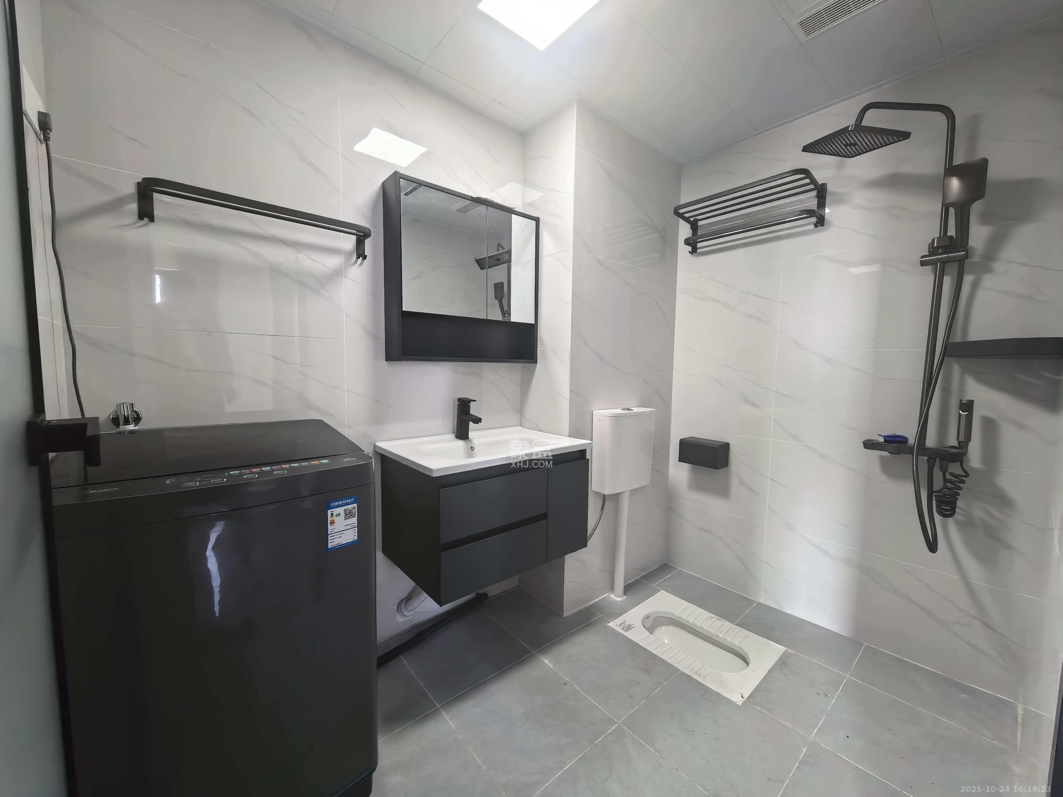 东塘SOHO(东上恒源大厦) 2室1厅1卫 3000.0元/月 东塘SOHO(东上恒源大厦) 2室1厅1卫 3000.0元/月室内图