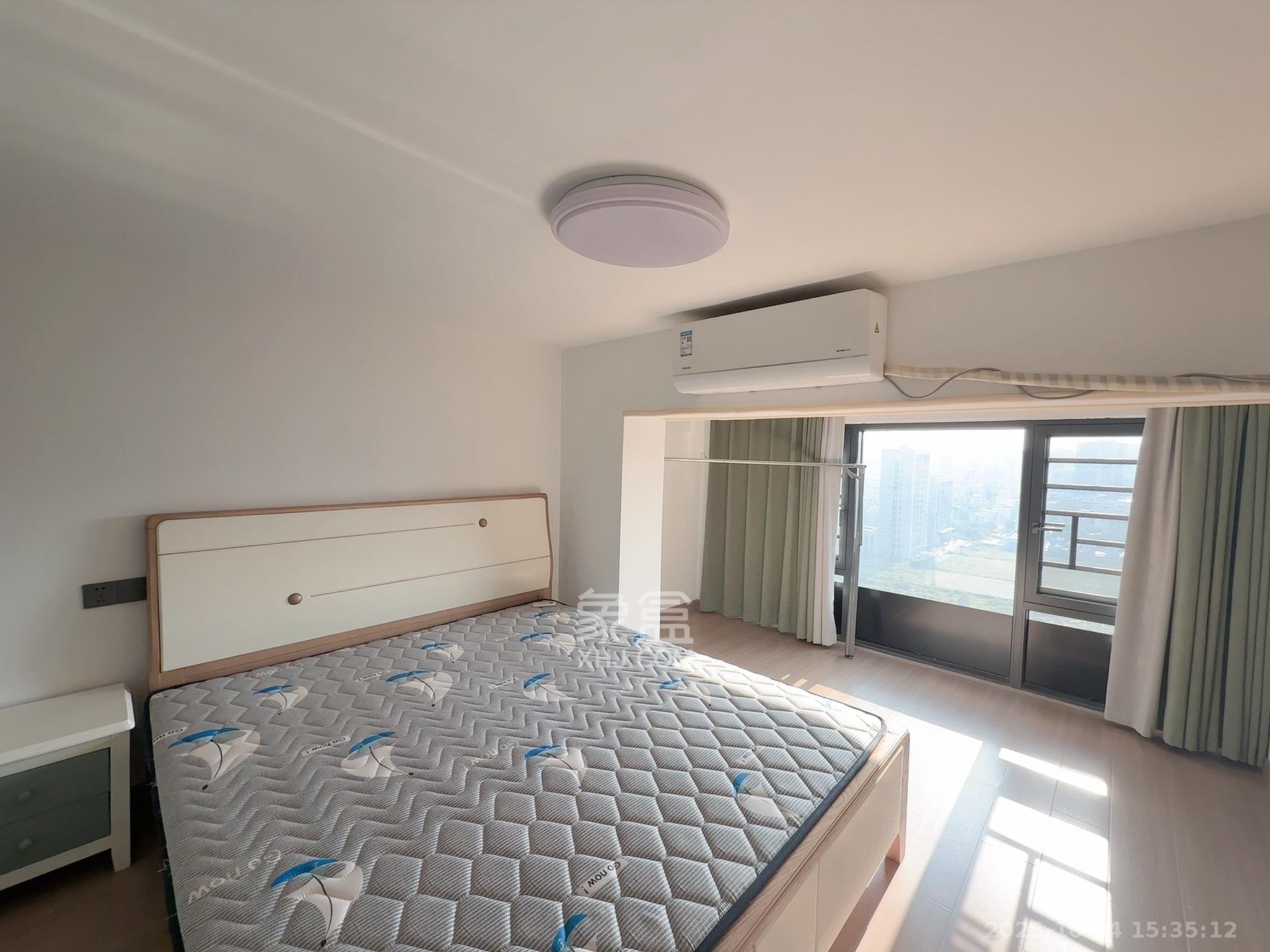 振业城三期 2室2厅1卫 2100.0元/月 振业城三期 2室2厅1卫 2100.0元/月室内图