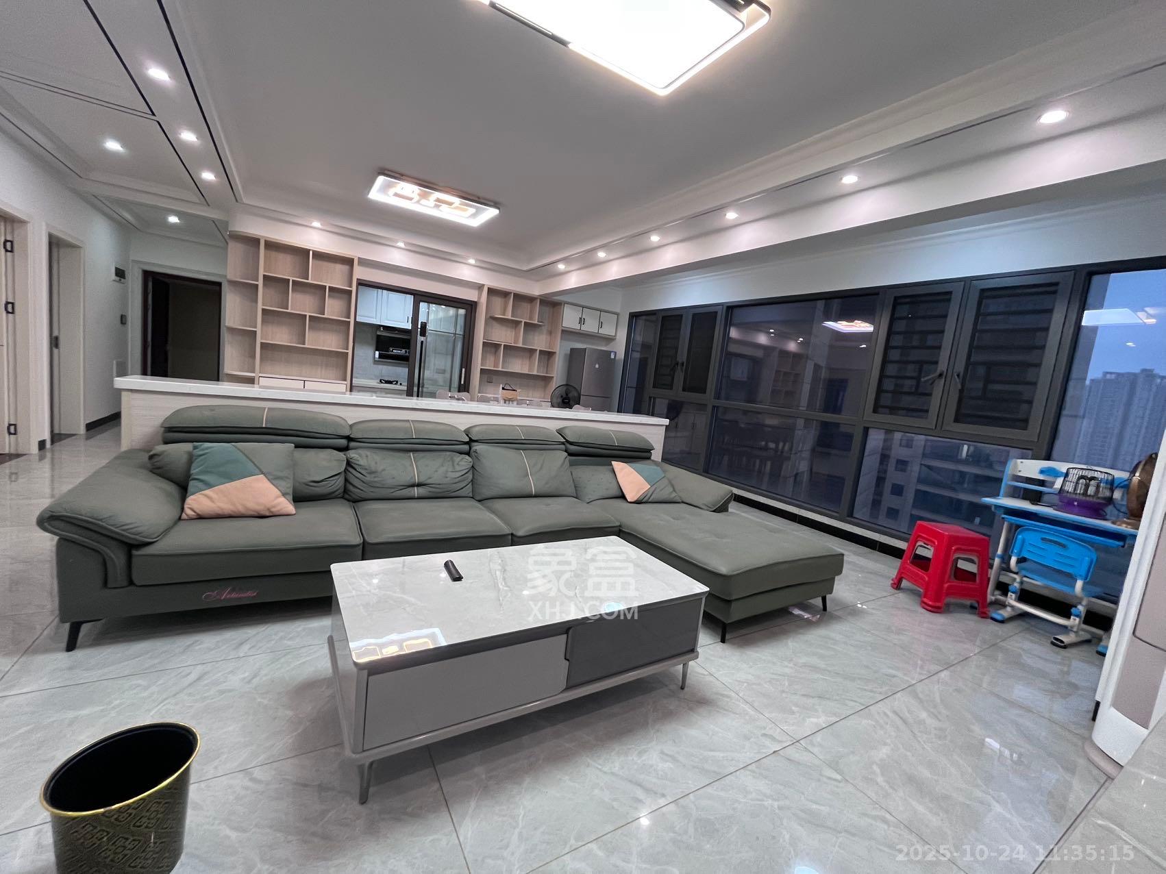 山水梅溪雅郡  4室2厅2卫    3200.0元/月室内图