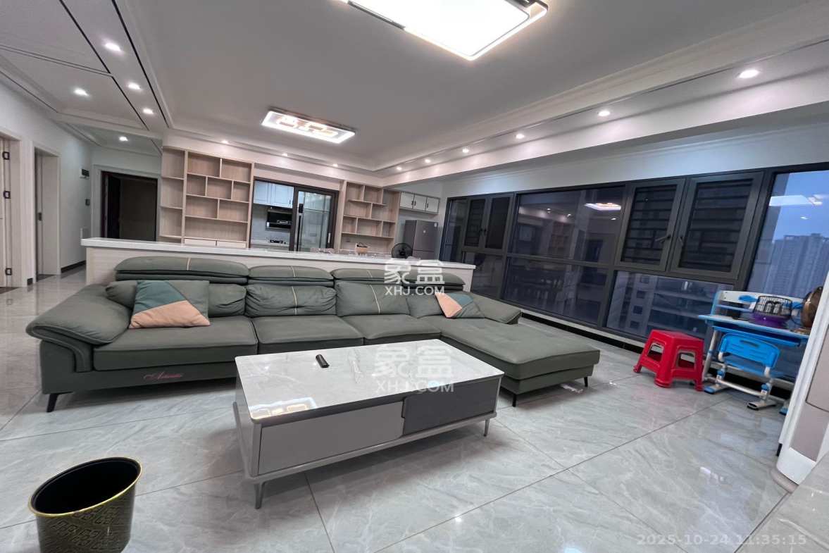 山水梅溪雅郡  4室2厅2卫    3200.0元/月 山水梅溪雅郡  4室2厅2卫    3200.0元/月室内图