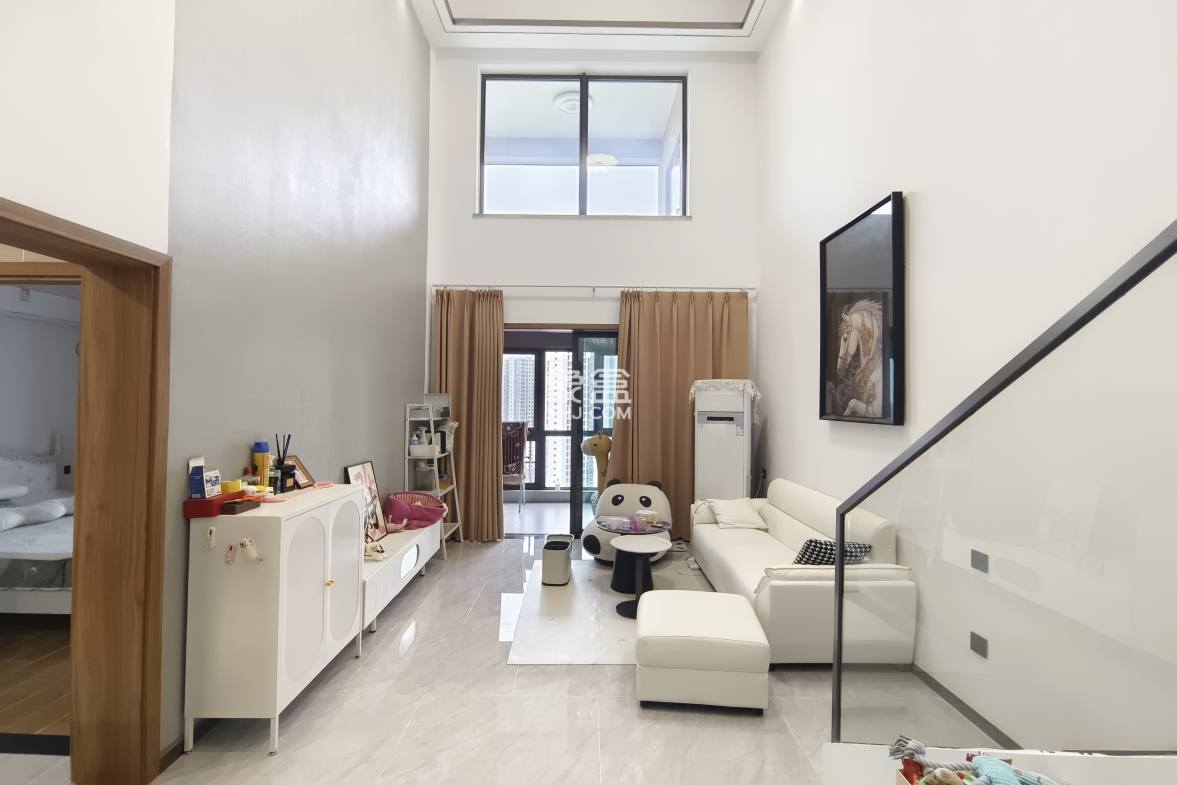 海航豪庭南苑  2室2厅2卫    4000.0元/月 海航豪庭南苑  2室2厅2卫    4000.0元/月室内图