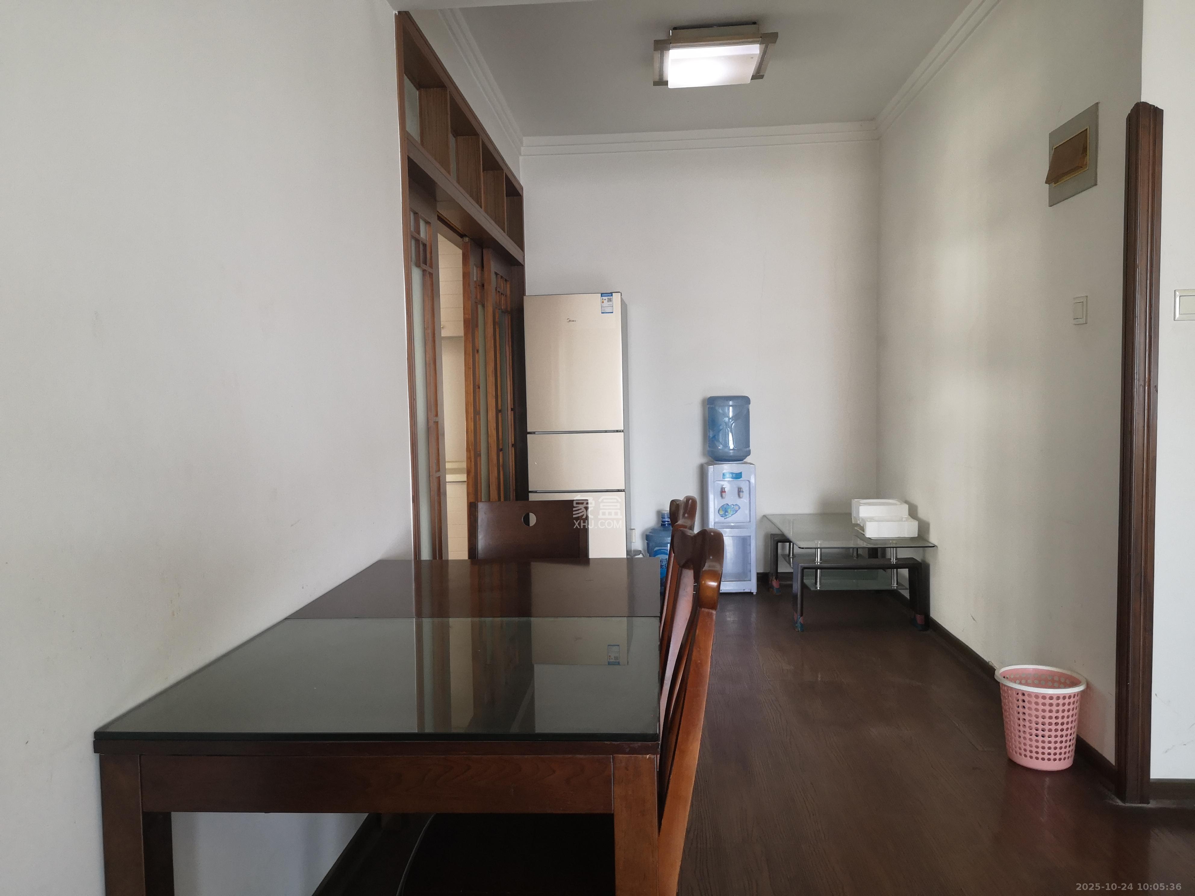 沁园春  3室2厅2卫    2700.0元/月 沁园春  3室2厅2卫    2700.0元/月室内图