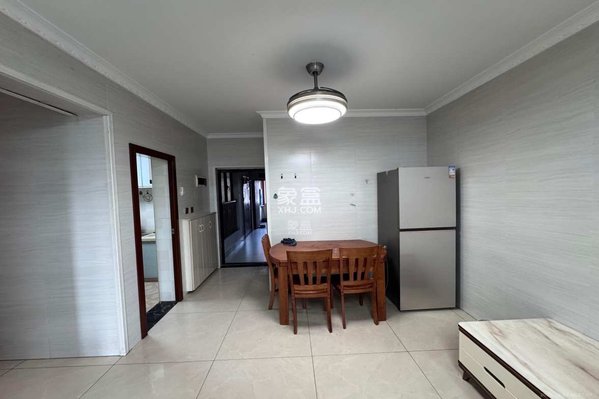 东宜兰园 2室1厅1卫 1800.0元/月 东宜兰园 2室1厅1卫 1800.0元/月室内图