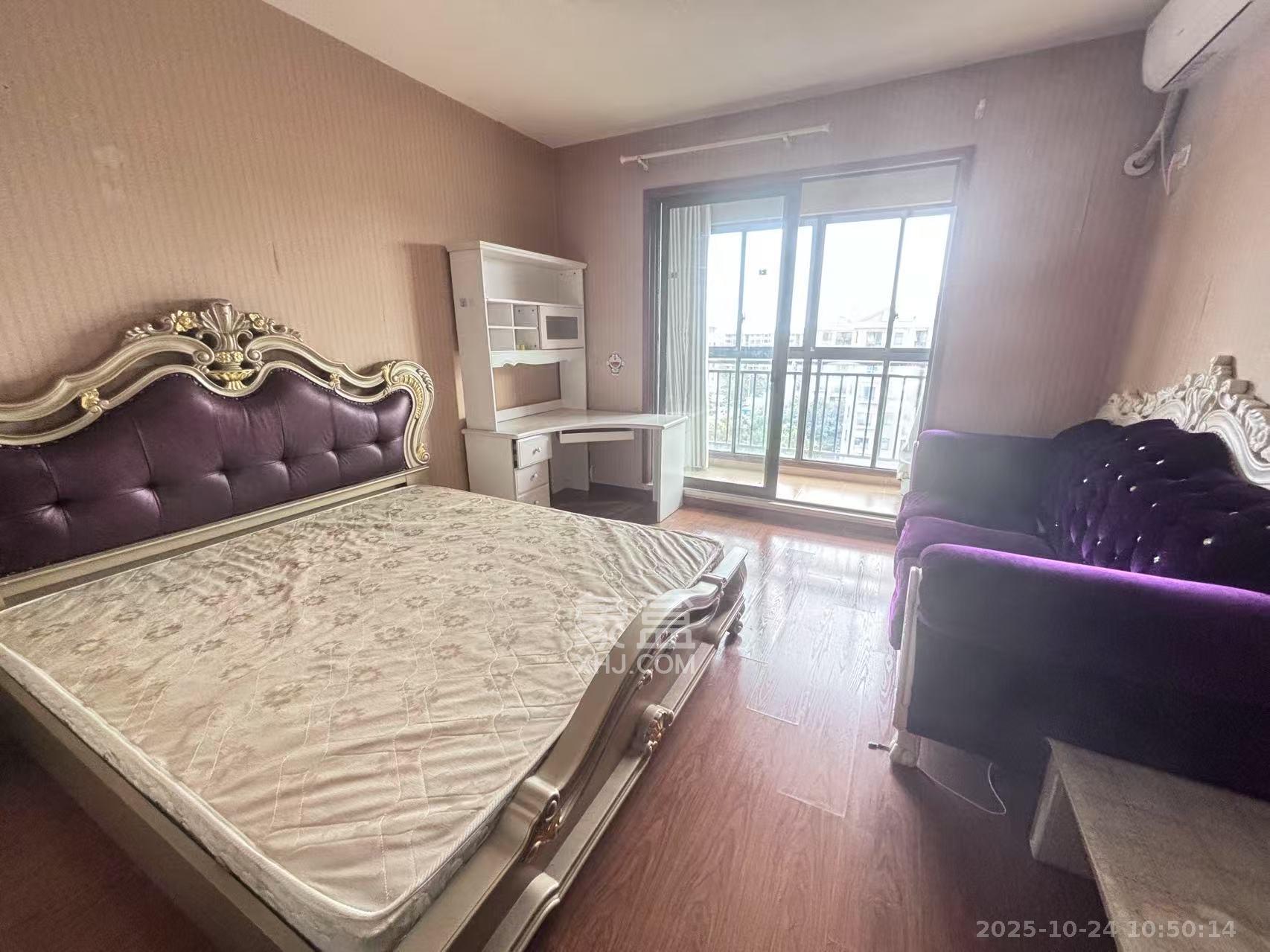 花漾年华（桂花园）  1室1厅1卫    1200.0元/月