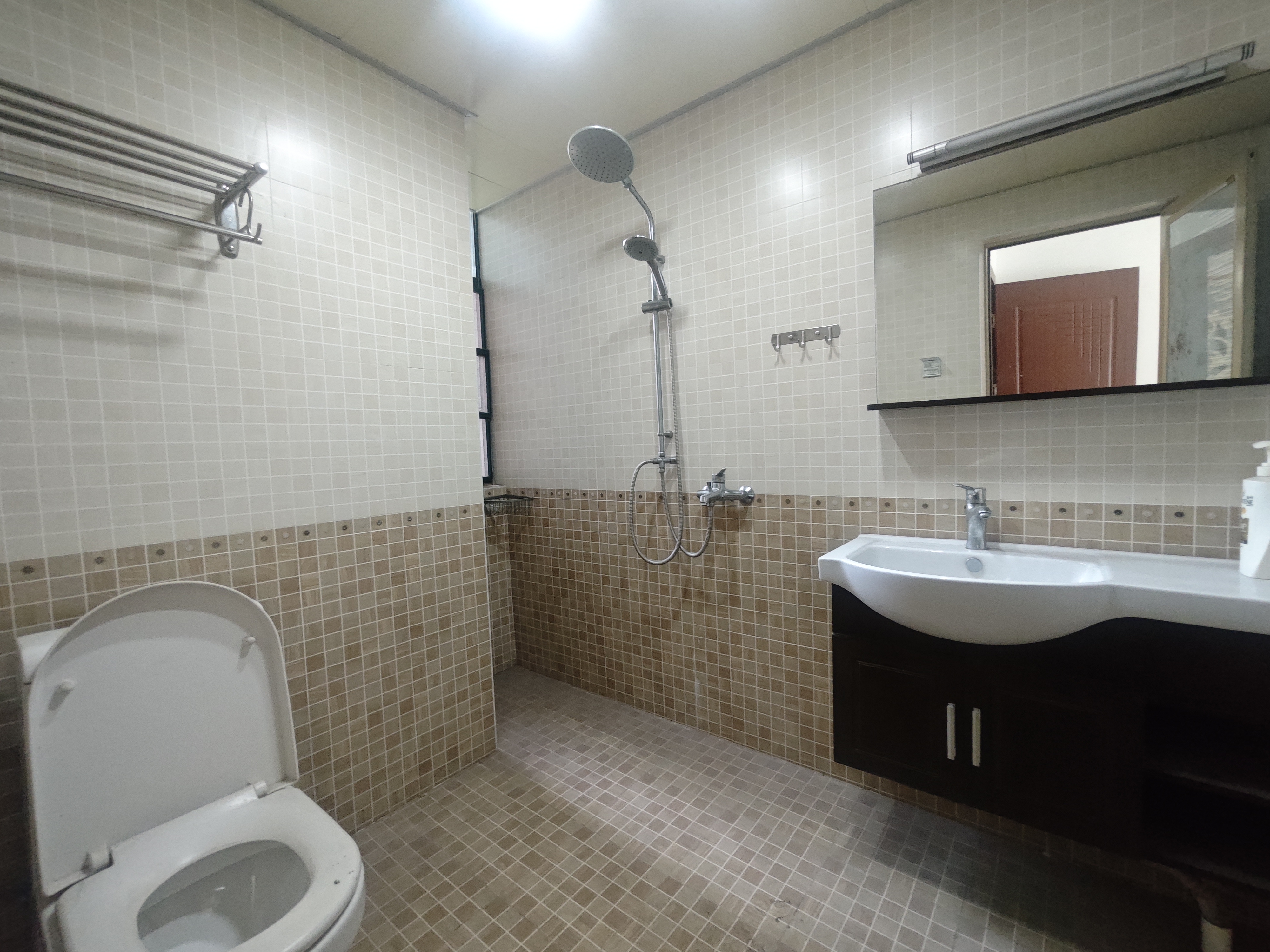 沐林美郡 4室2厅2卫 2100.0元/月 沐林美郡 4室2厅2卫 2100.0元/月室内图