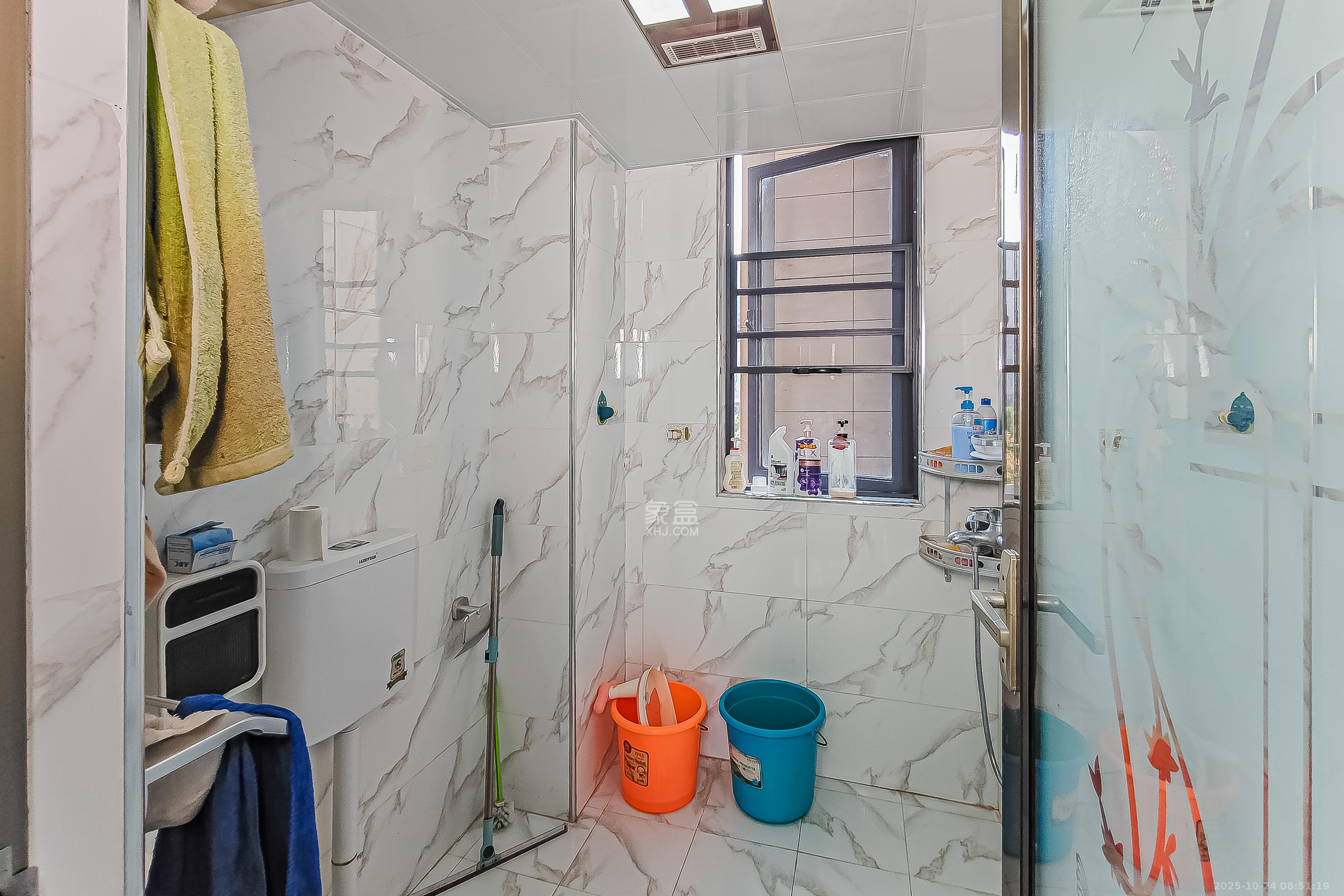 建发中央公园（建发美地）  3室2厅2卫    140.0万卫生间