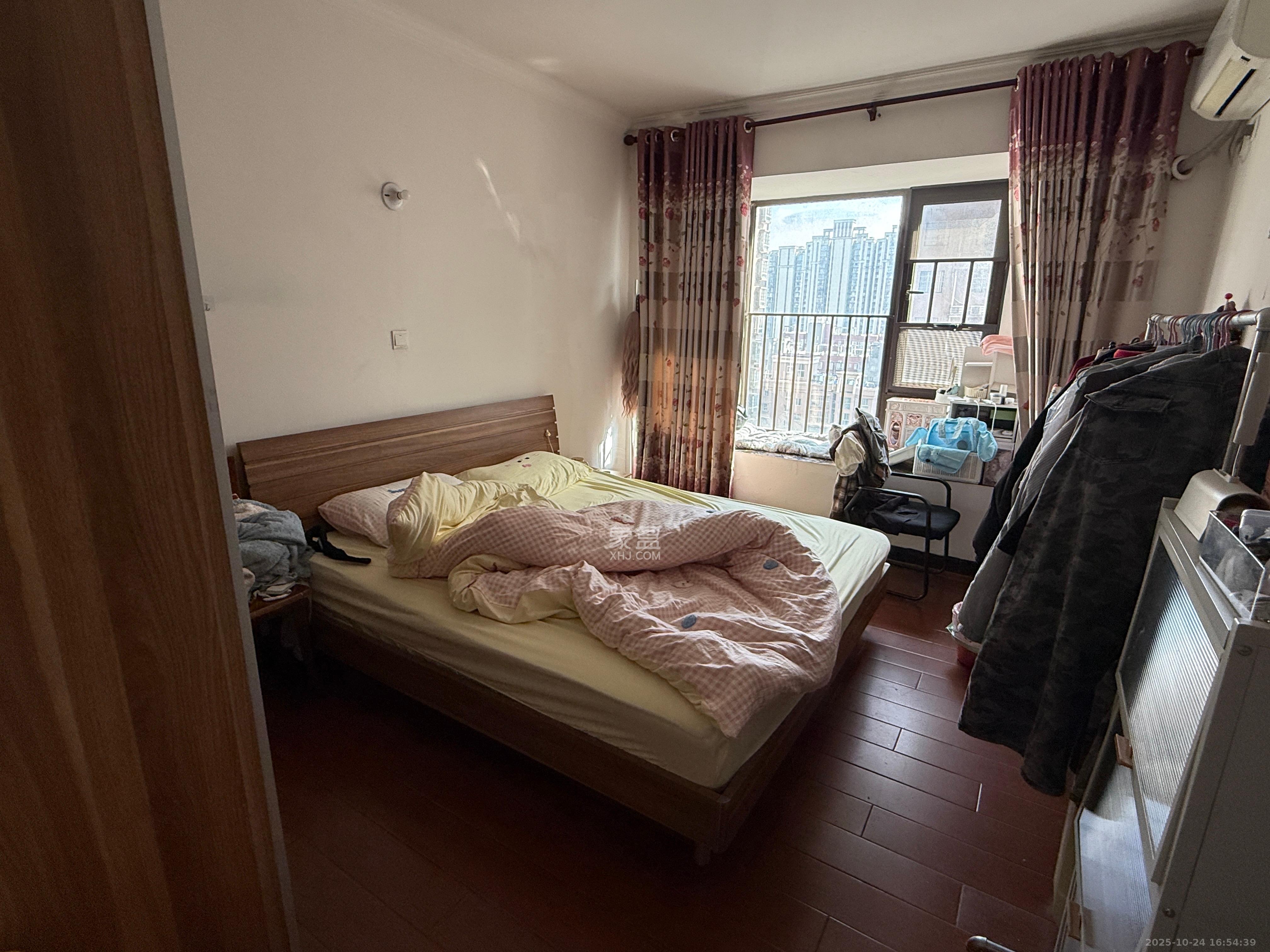 华润凤凰城三期 1室1厅1卫 2000.0元/月 华润凤凰城三期 1室1厅1卫 2000.0元/月室内图