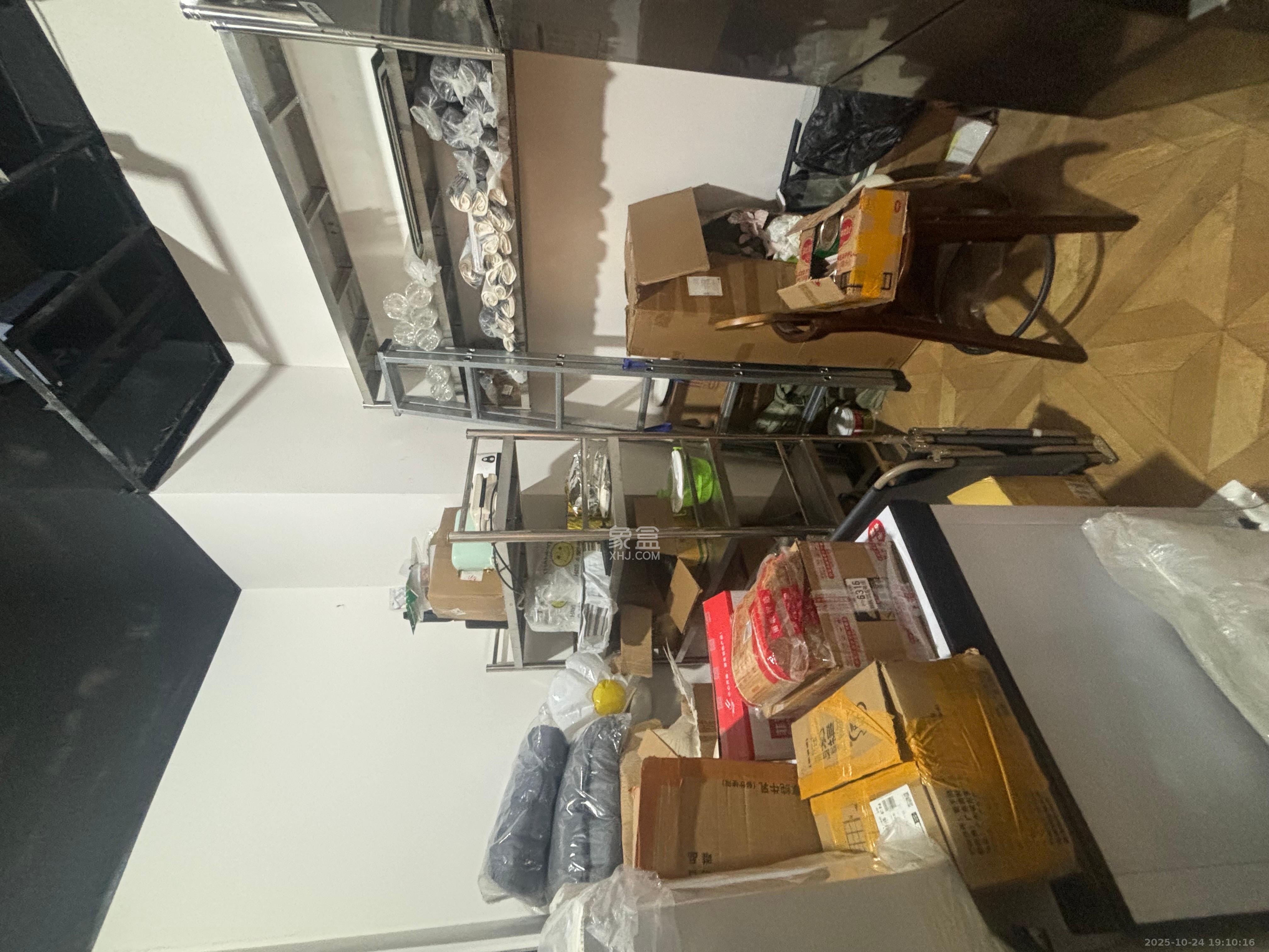 保利香槟国际C区   120.0㎡      6000.0元/月室内图