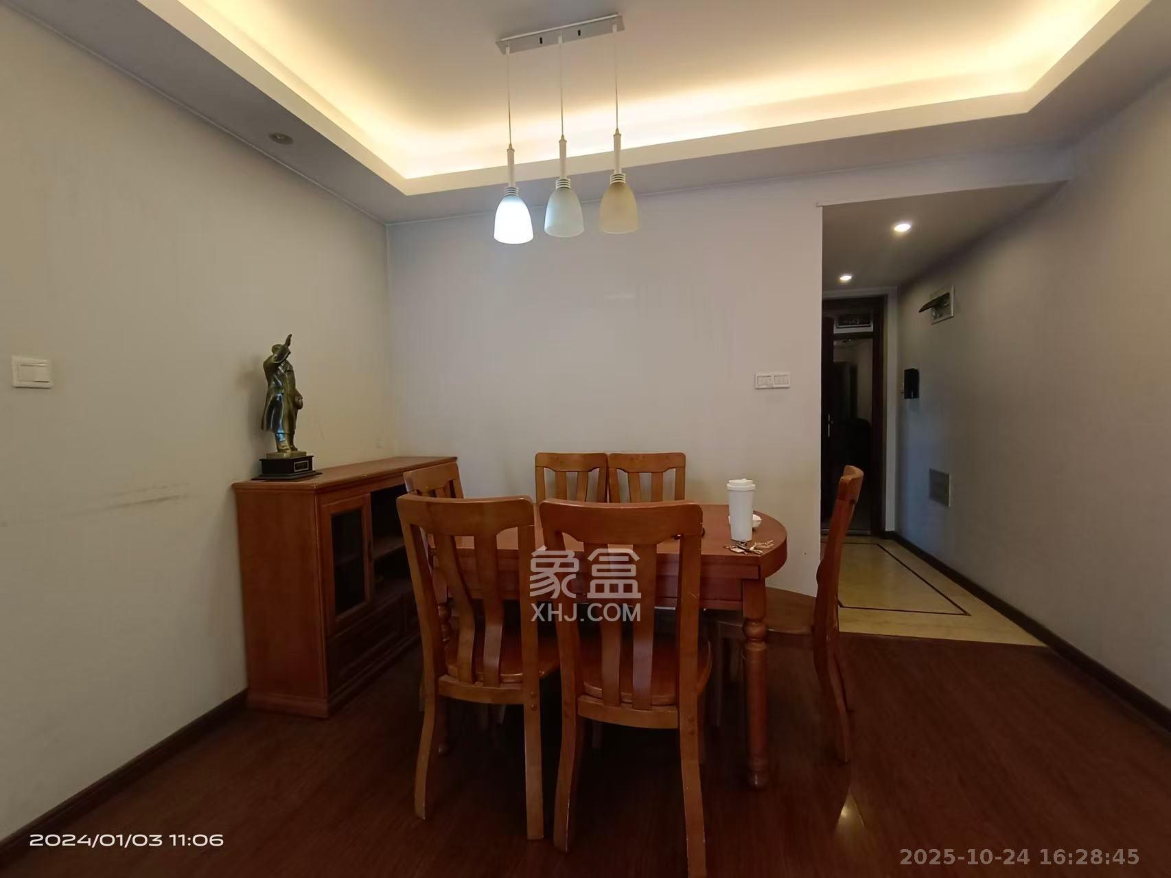 万科金域华府三四期  3室1厅1卫    2400.0元/月室内图