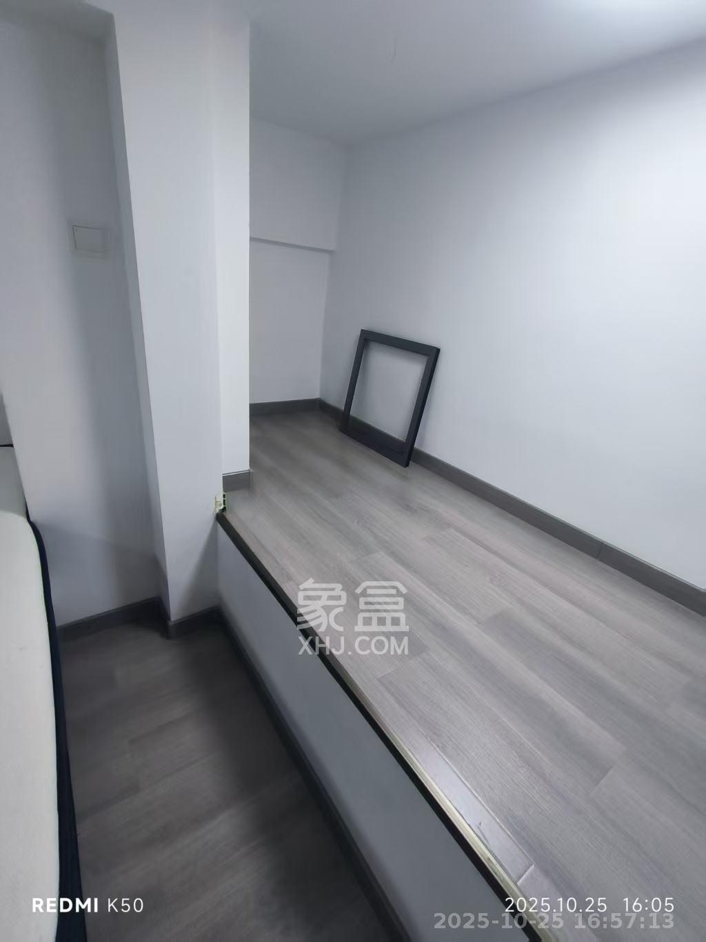 珠江花城好世界  1室1厅1卫    1800.0元/月 珠江花城好世界  1室1厅1卫    1800.0元/月室内图