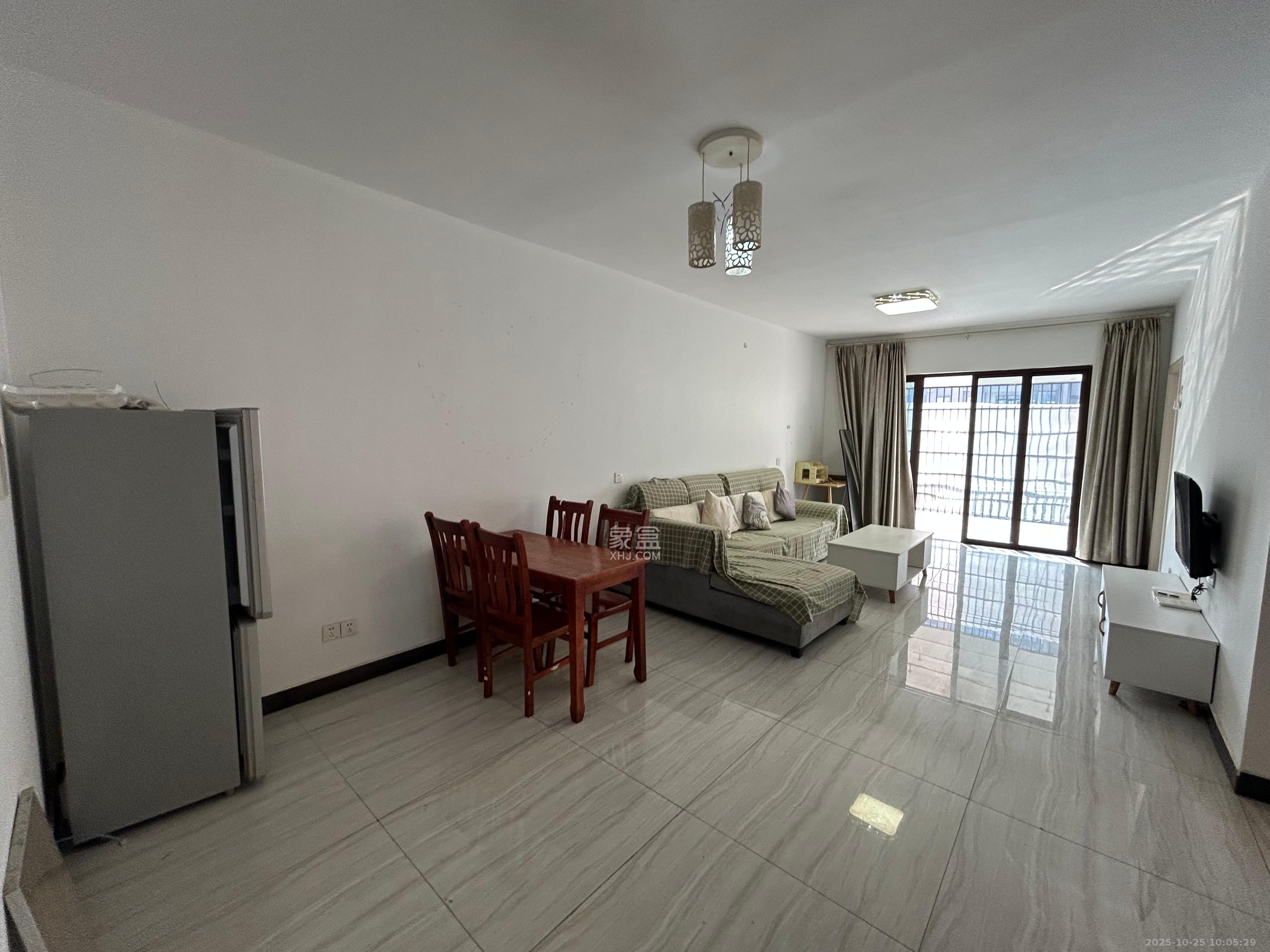 星月绿洲  1室0厅0卫    1900.0元/月室内图