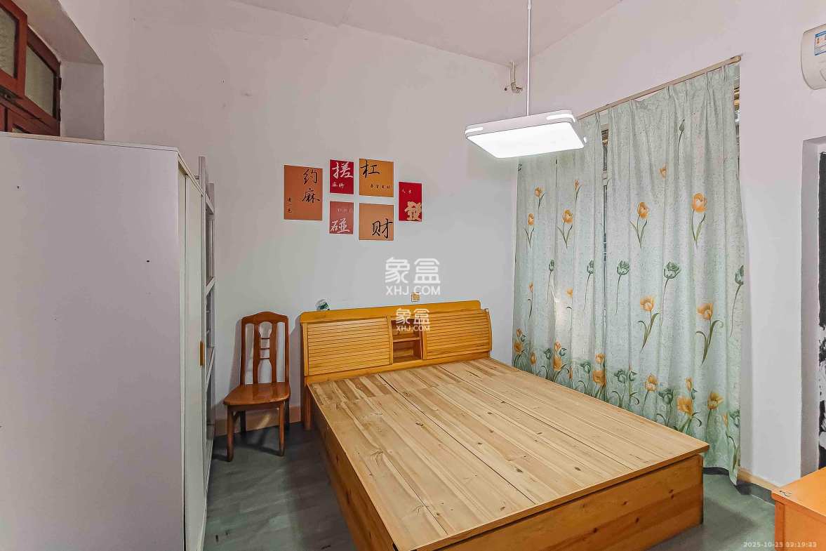 长沙理工大学东院西院 3室2厅1卫 2000.0元/月 长沙理工大学东院西院 3室2厅1卫 2000.0元/月室内图