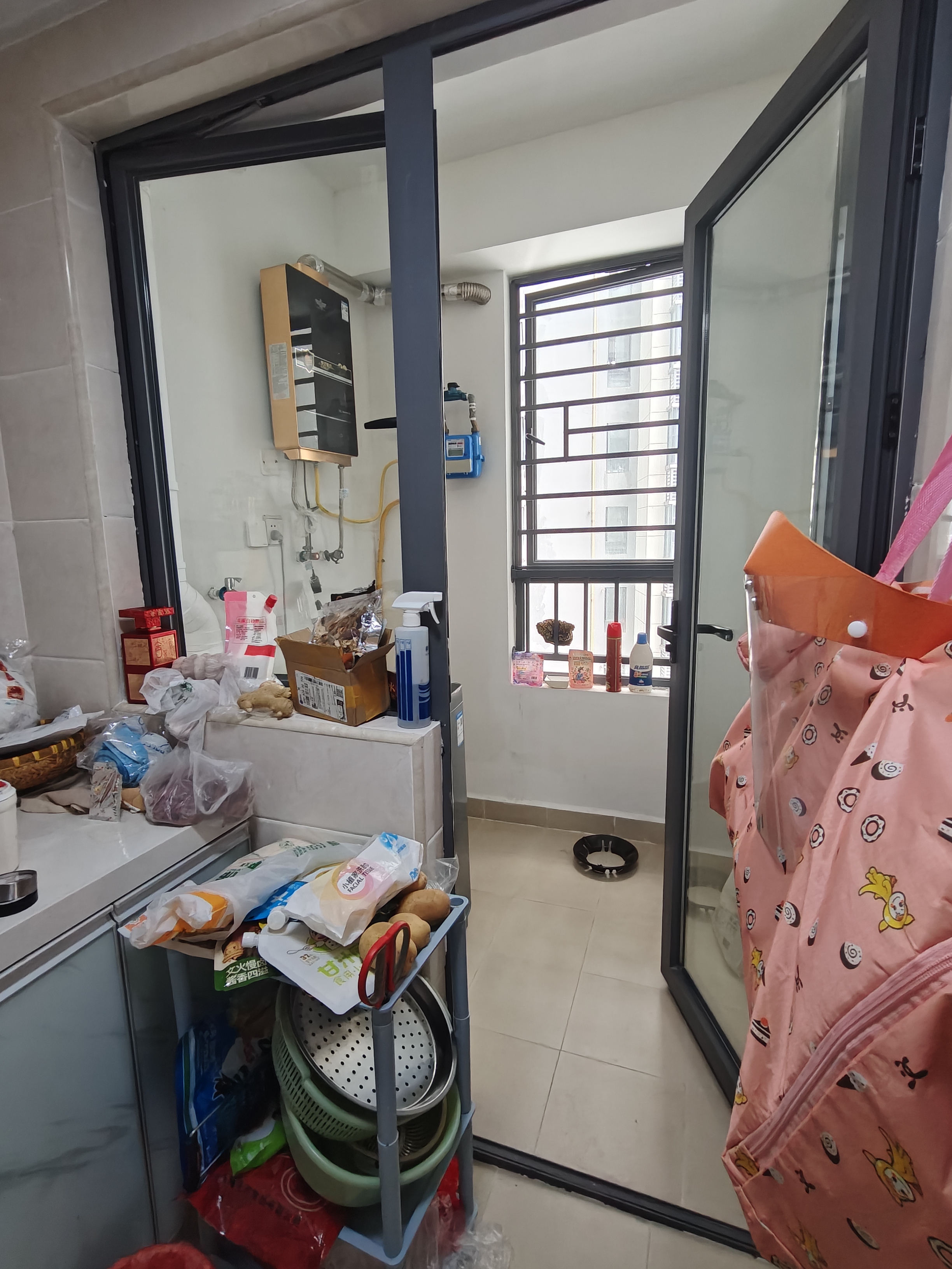 坡巷雅苑  3室2厅1卫    2500.0元/月 坡巷雅苑  3室2厅1卫    2500.0元/月室内图