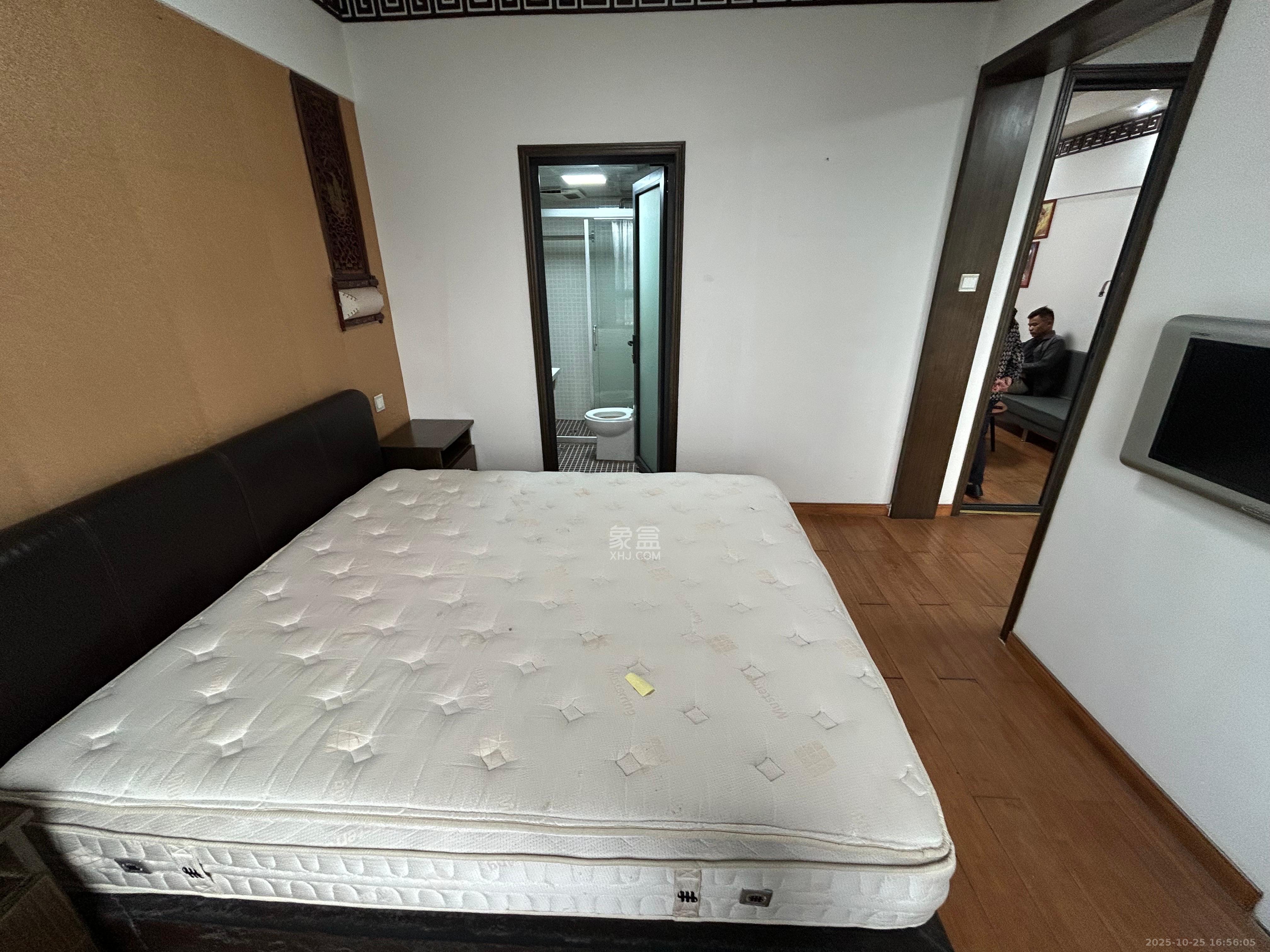 月湖兰庭  1室1厅1卫    1800.0元/月 月湖兰庭  1室1厅1卫    1800.0元/月室内图