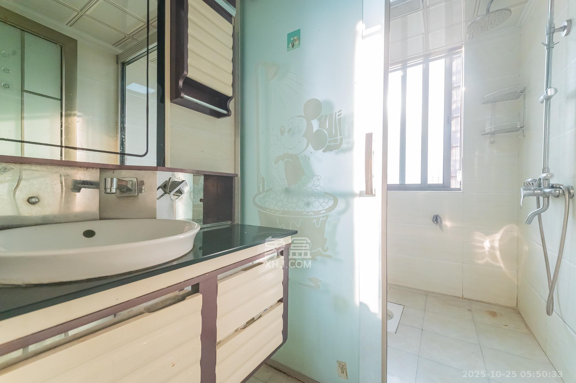 恒基凯旋门一二期  2室2厅1卫    58.8万卫生间