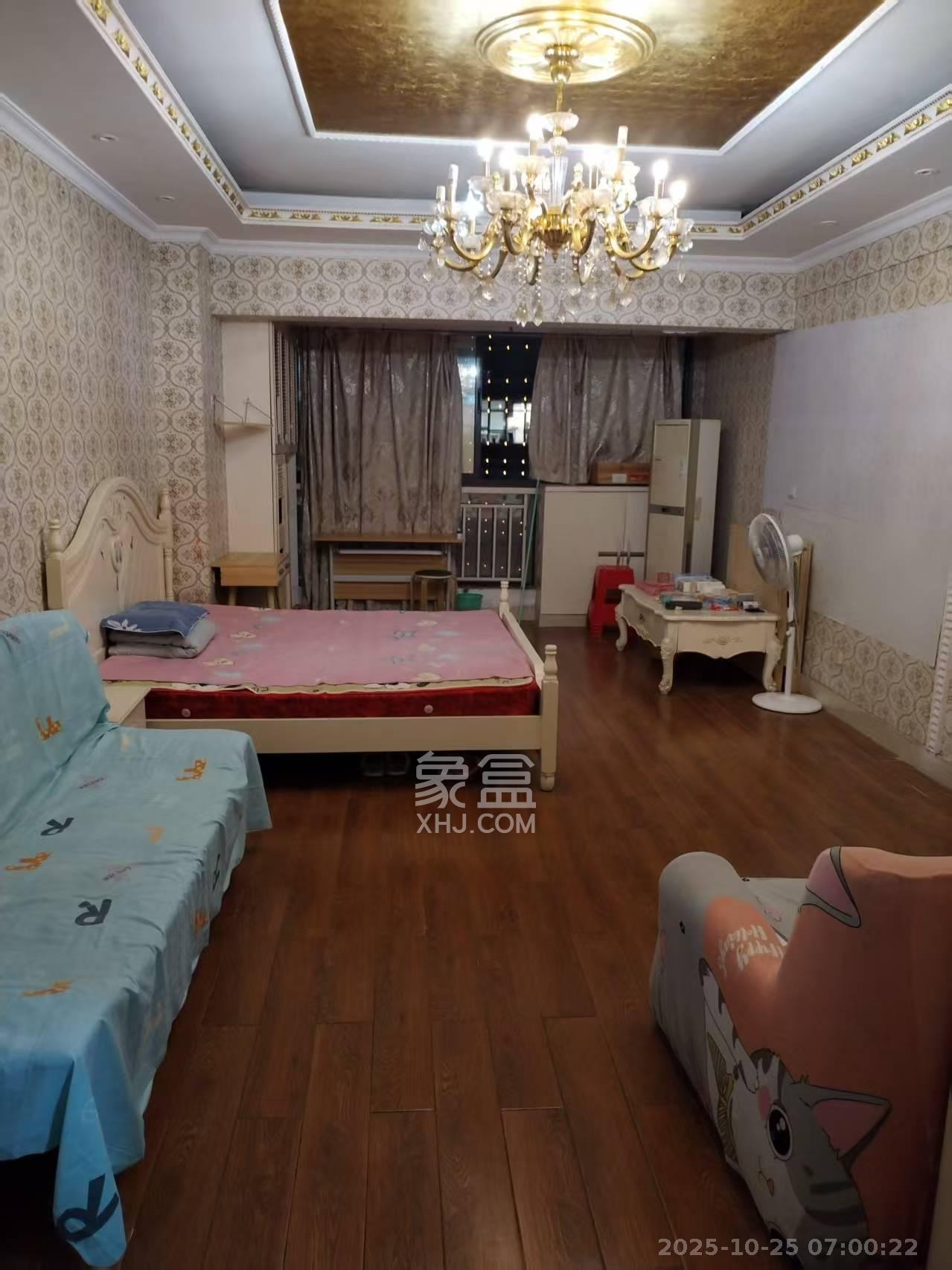 七彩丽都 1室1厅1卫 1500.0元/月 七彩丽都 1室1厅1卫 1500.0元/月室内图