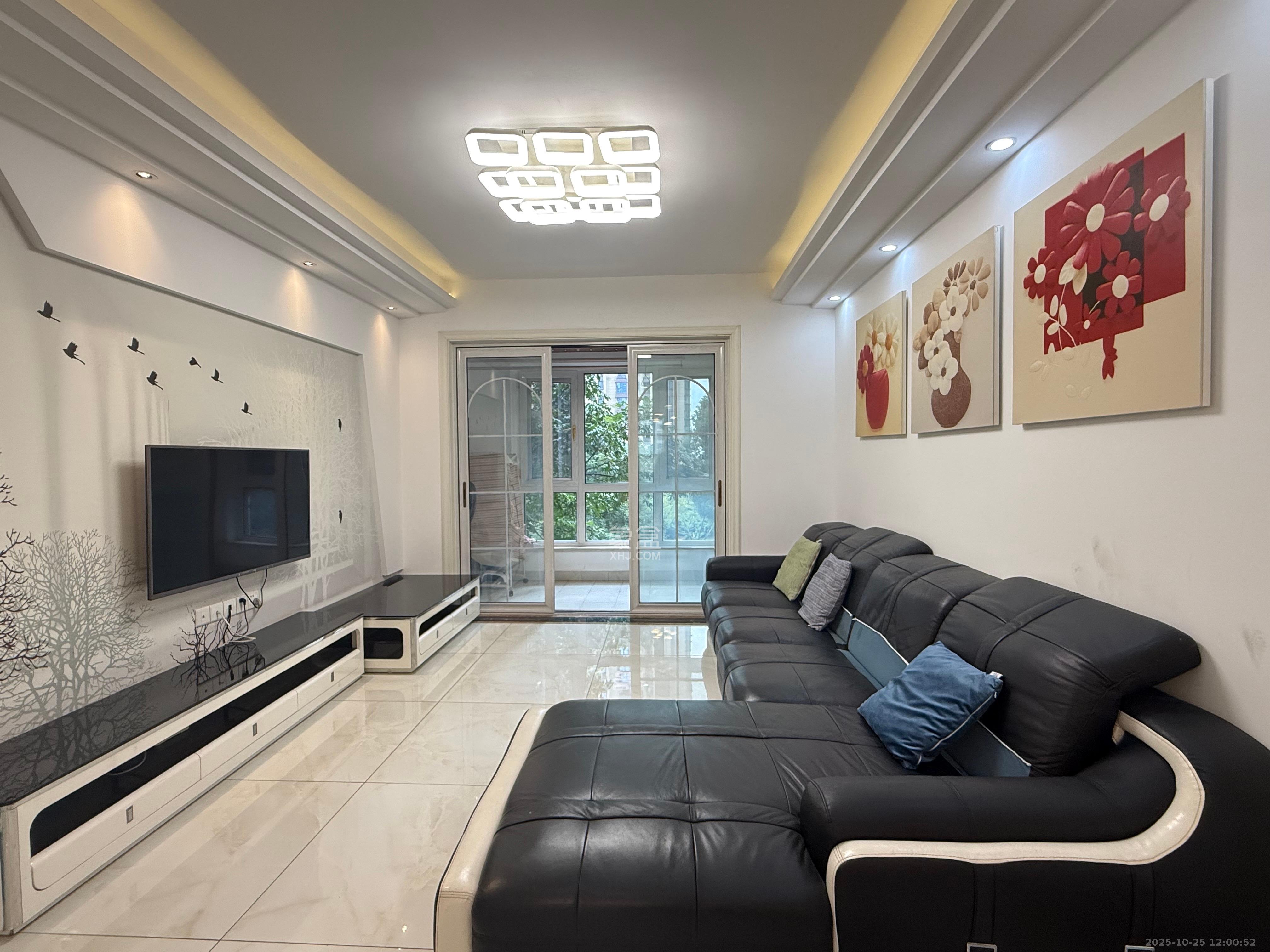 保利西海岸A区  3室2厅2卫    3200.0元/月 保利西海岸A区  3室2厅2卫    3200.0元/月室内图