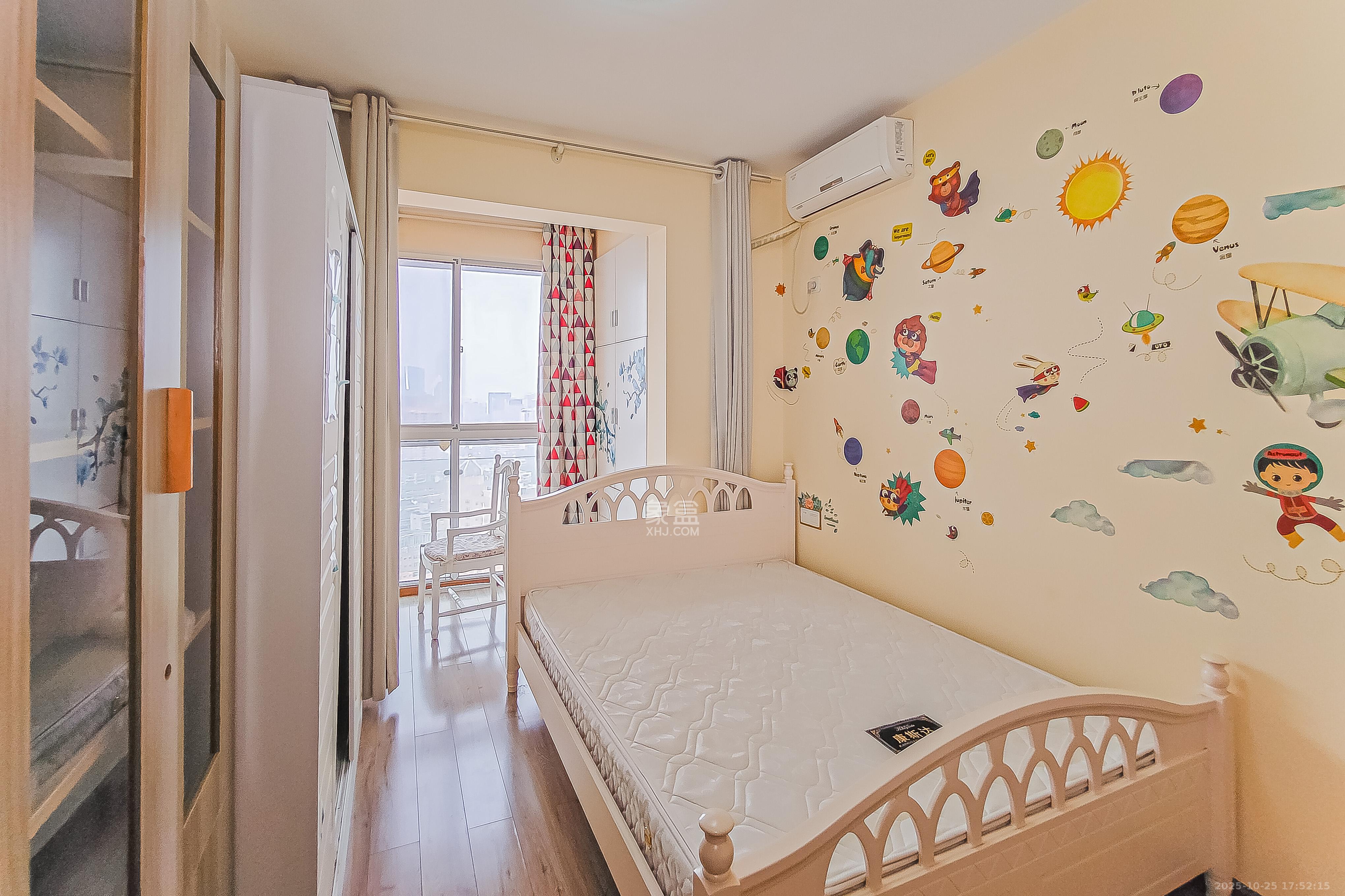 银轩铭誉（四海怡家）  2室1厅1卫    65.0万卧室