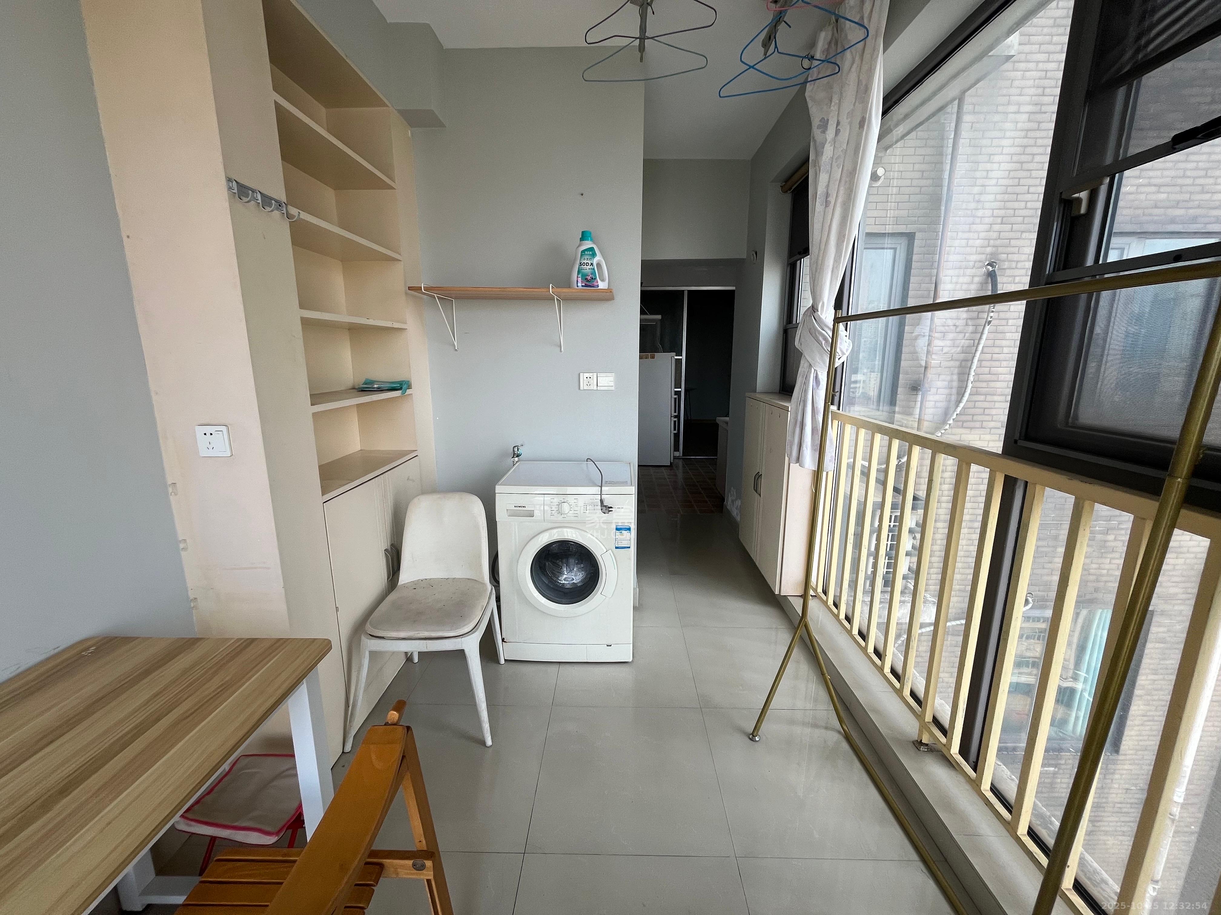 佳天瑞宁花园  1室1厅1卫    1800.0元/月 佳天瑞宁花园  1室1厅1卫    1800.0元/月室内图