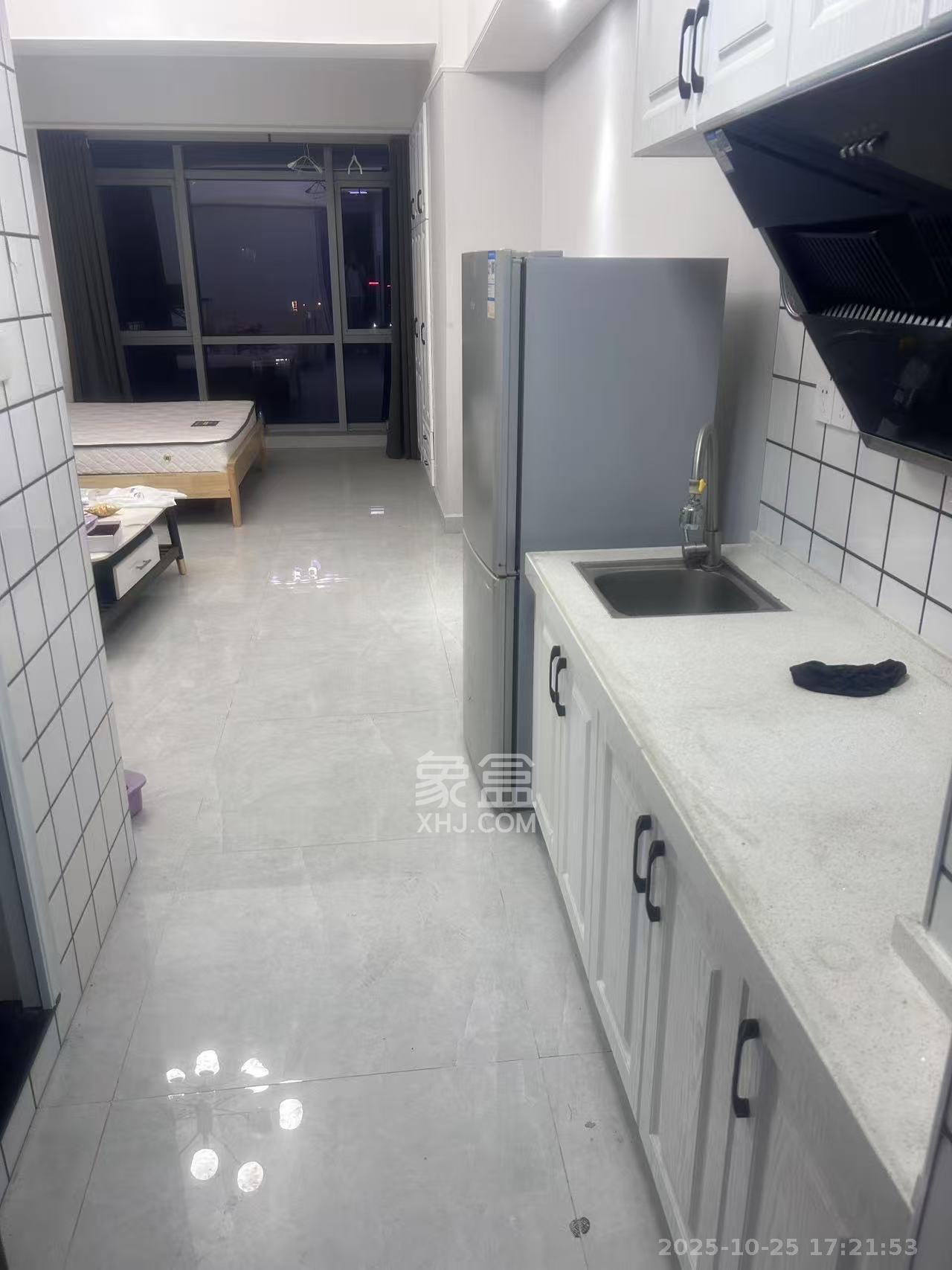 奥克斯缔壹城  1室1厅1卫    1500.0元/月 奥克斯缔壹城  1室1厅1卫    1500.0元/月