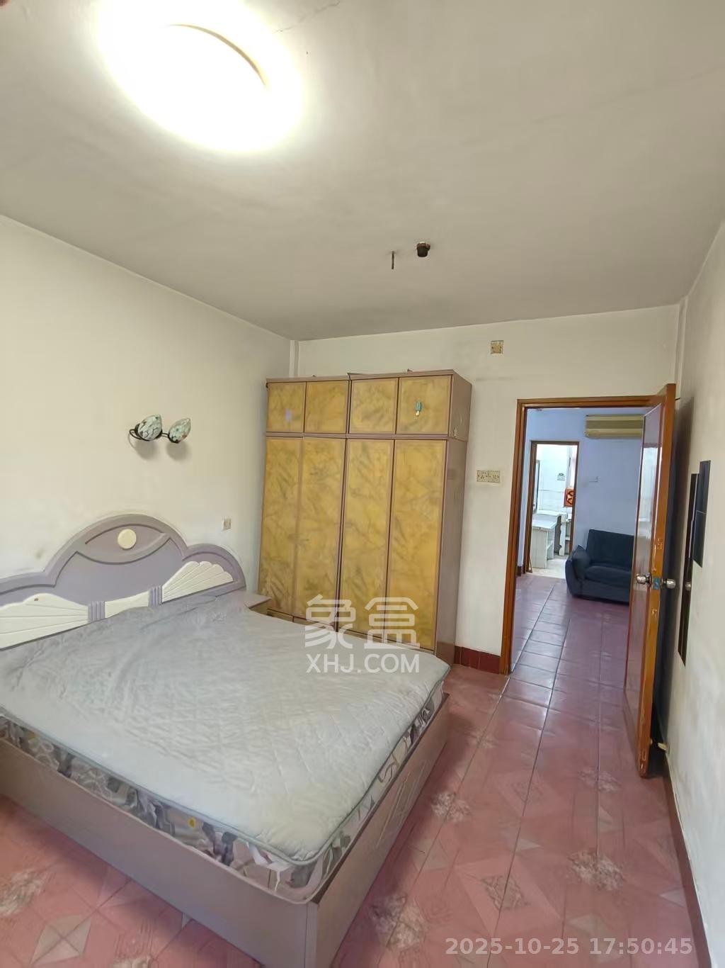 向韶村  2室1厅1卫    1600.0元/月室内图