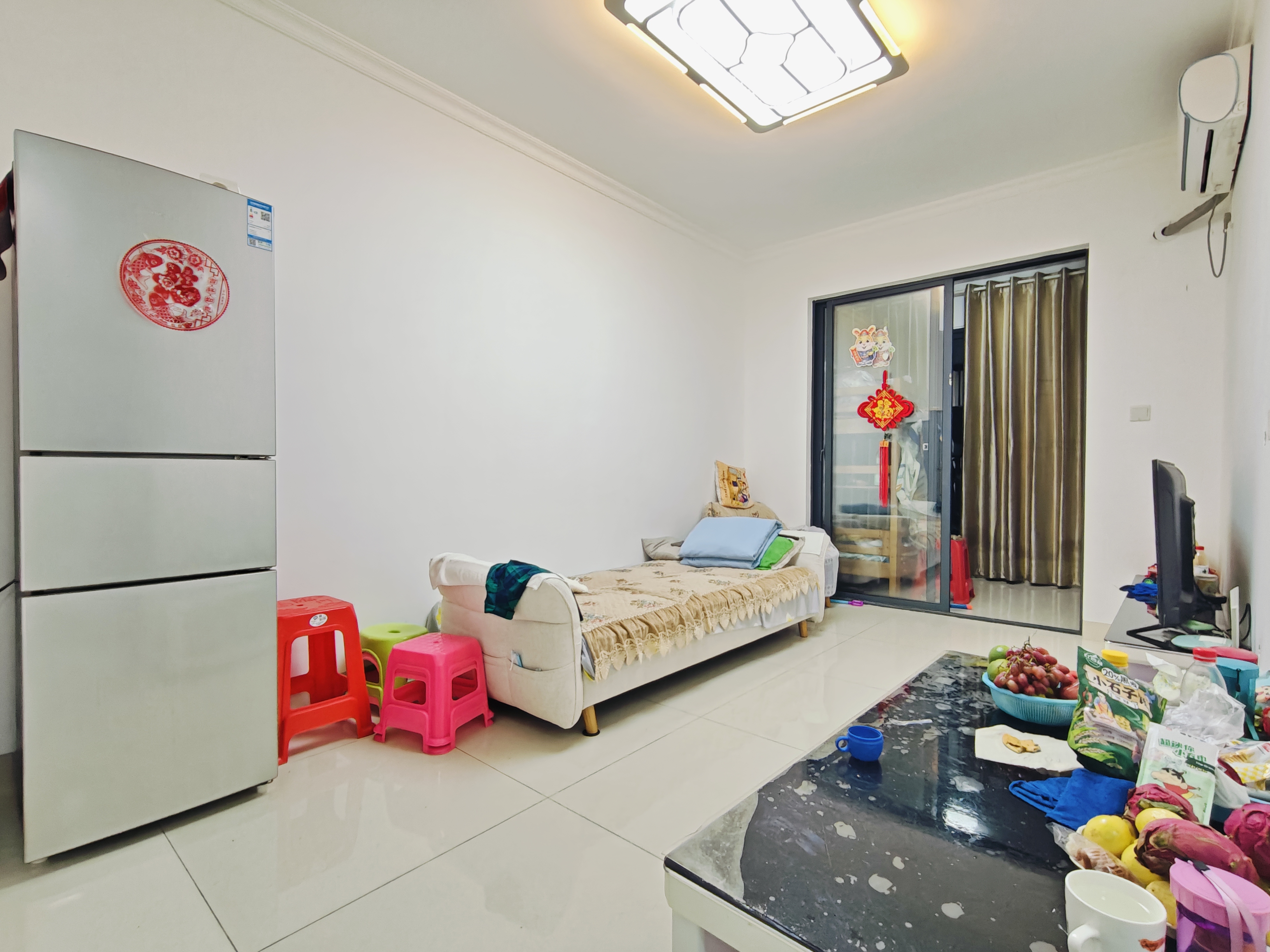 新城吾悦广场  1室1厅1卫    2200.0元/月