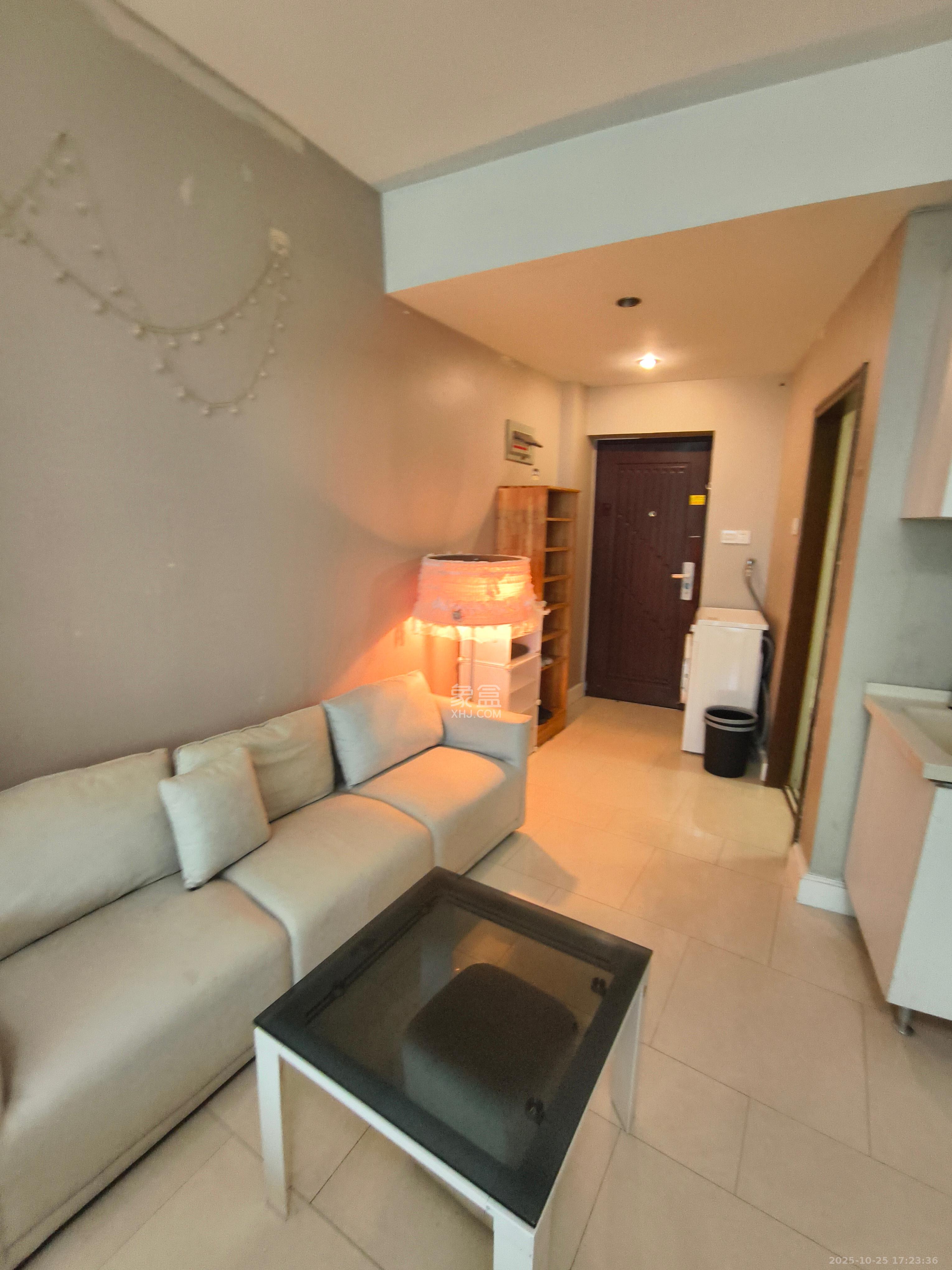 几米空间  1室1厅1卫    1400.0元/月 几米空间  1室1厅1卫    1400.0元/月室内图