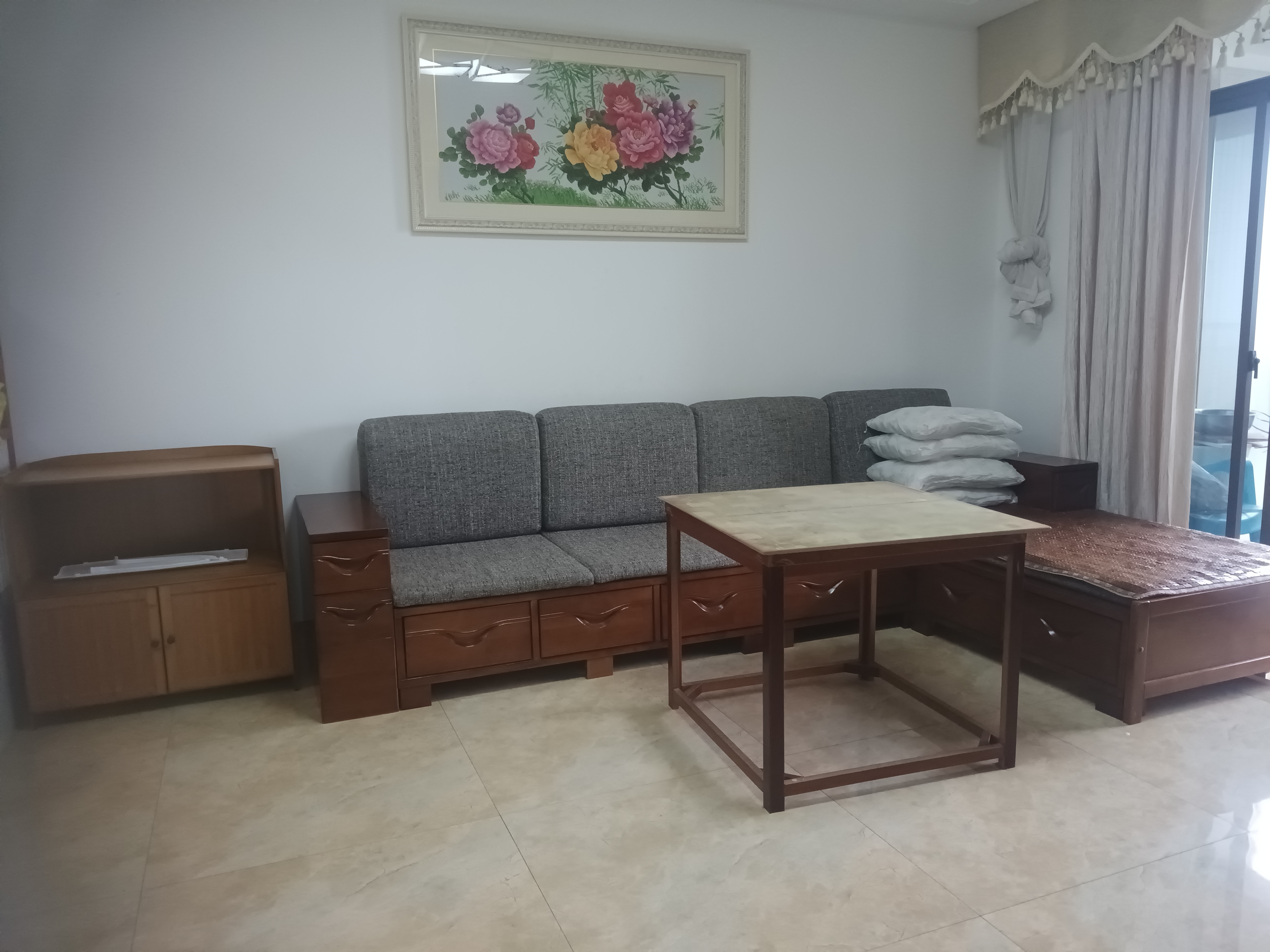 金钟时代城  3室2厅2卫    1800.0元/月室内图