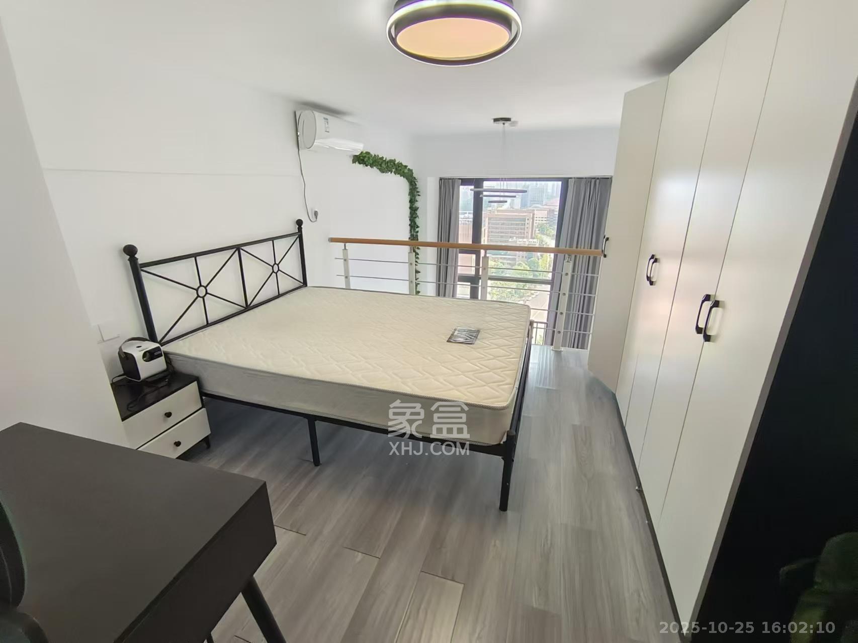 龙湖湘江星座（祺鑫星座公寓）  1室1厅1卫    1900.0元/月室内图