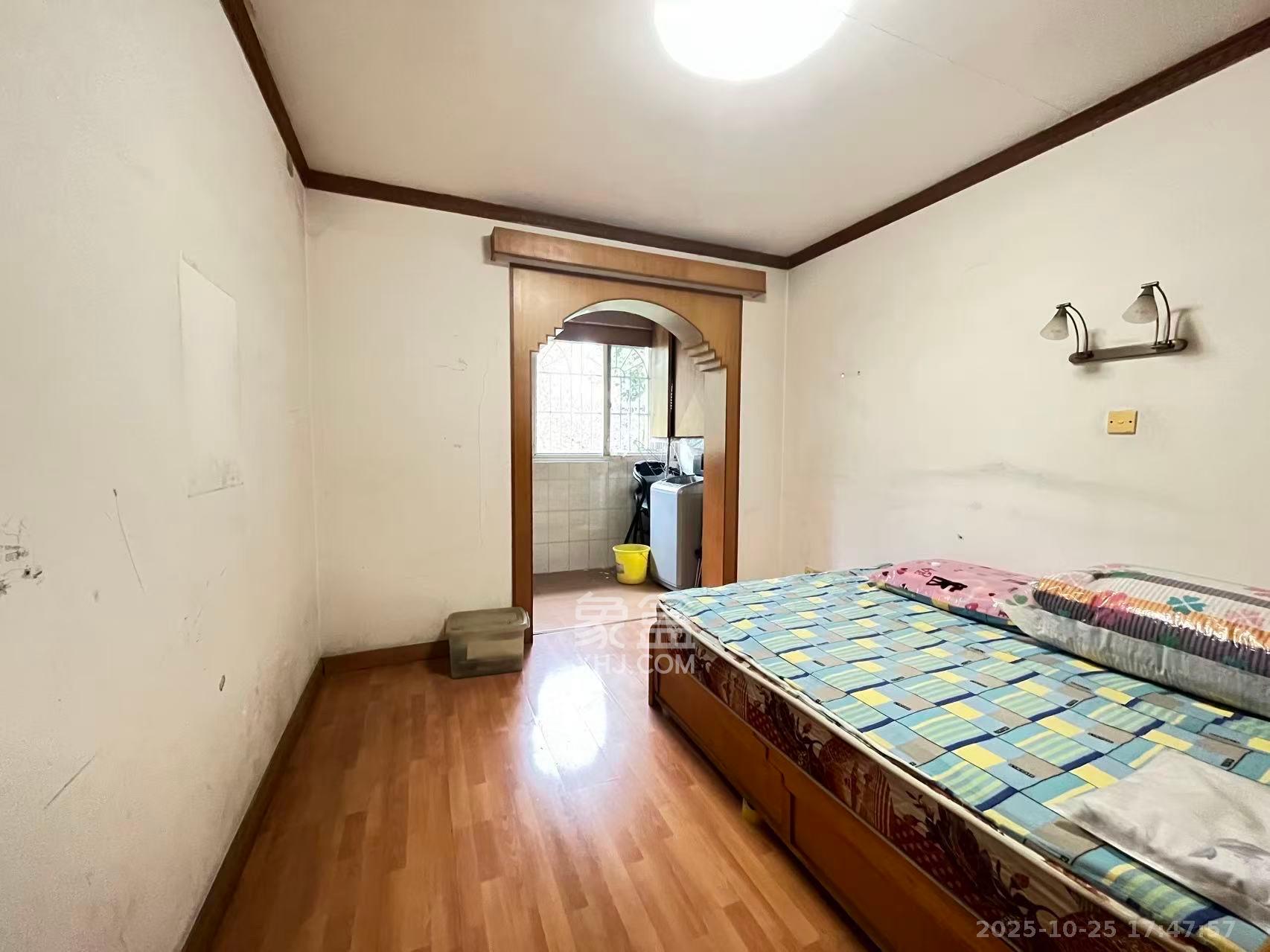 动力南苑  2室1厅1卫    1600.0元/月 动力南苑  2室1厅1卫    1600.0元/月室内图