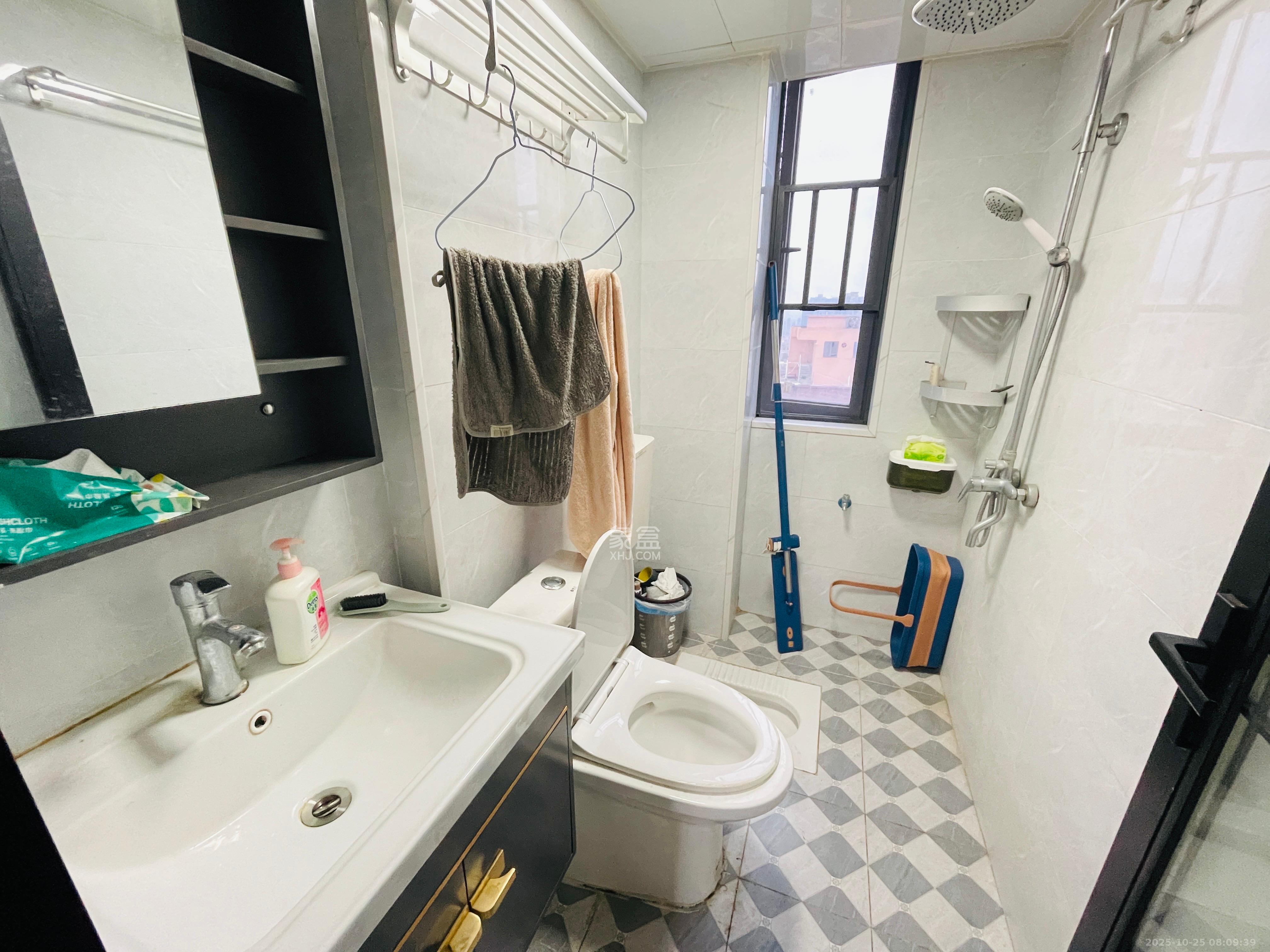 吉泰园安置小区  2室2厅1卫    2600.0元/月室内图