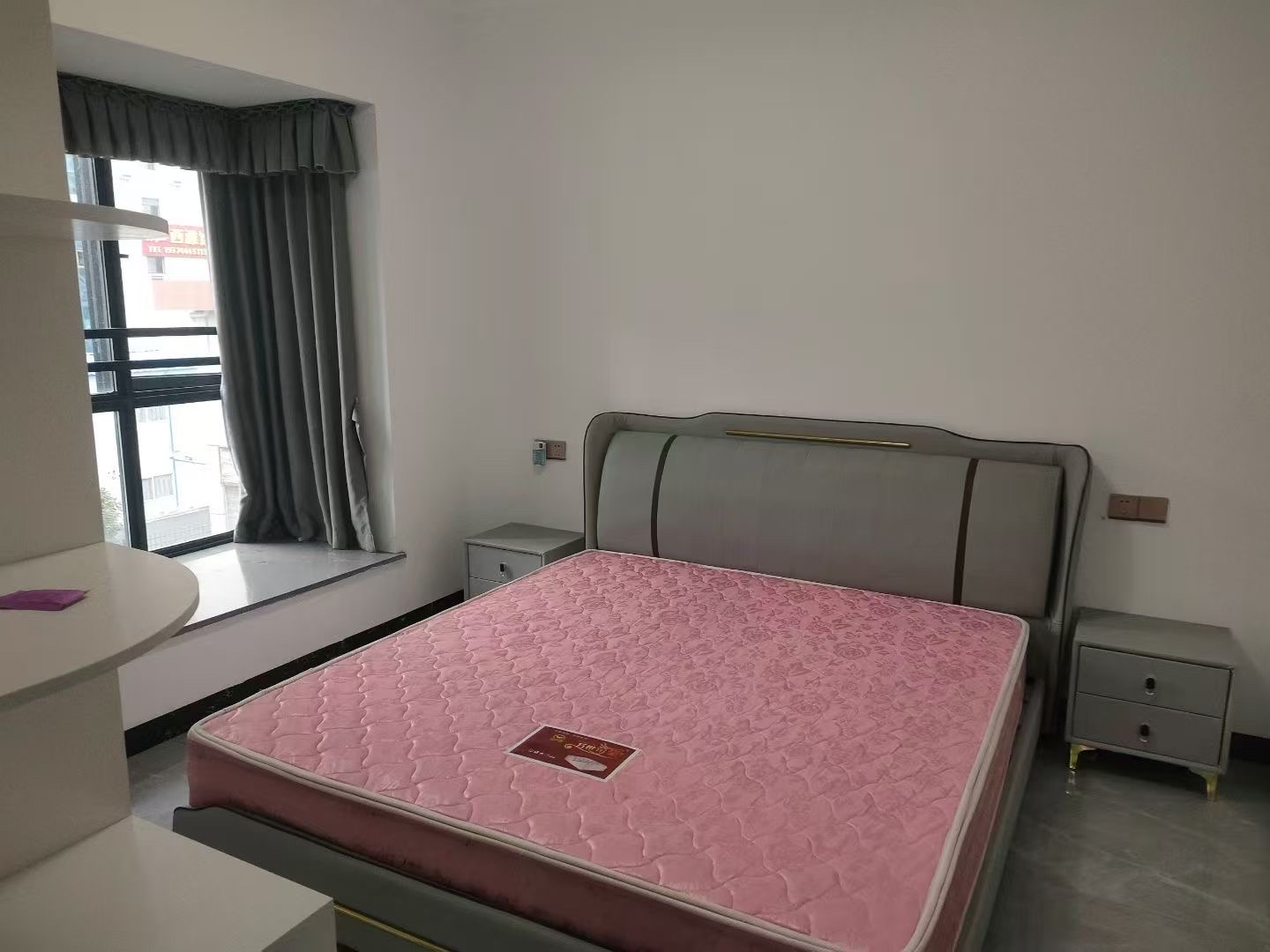 靛达广场 3室2厅2卫 2100.0元/月 靛达广场 3室2厅2卫 2100.0元/月室内图