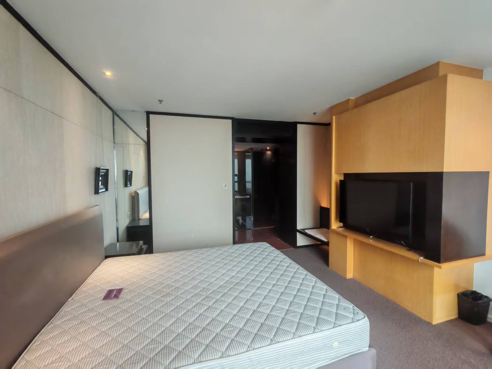 银天国际  1室1厅1卫    20.8万